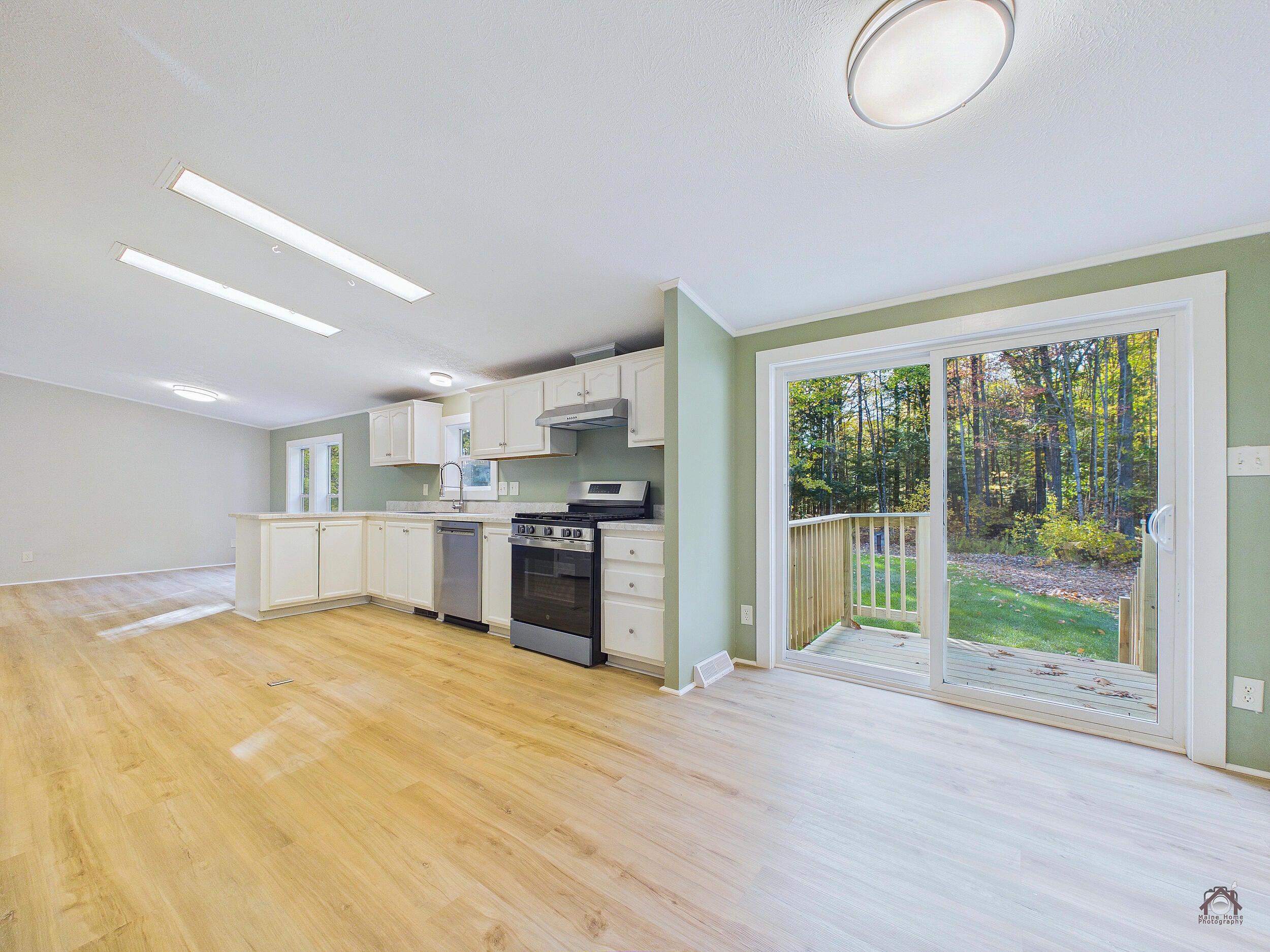 230 Maxwell Road