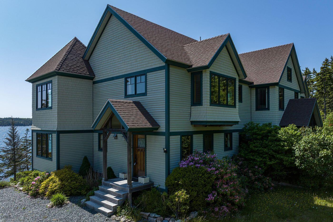 72 Jordan Harbor Road