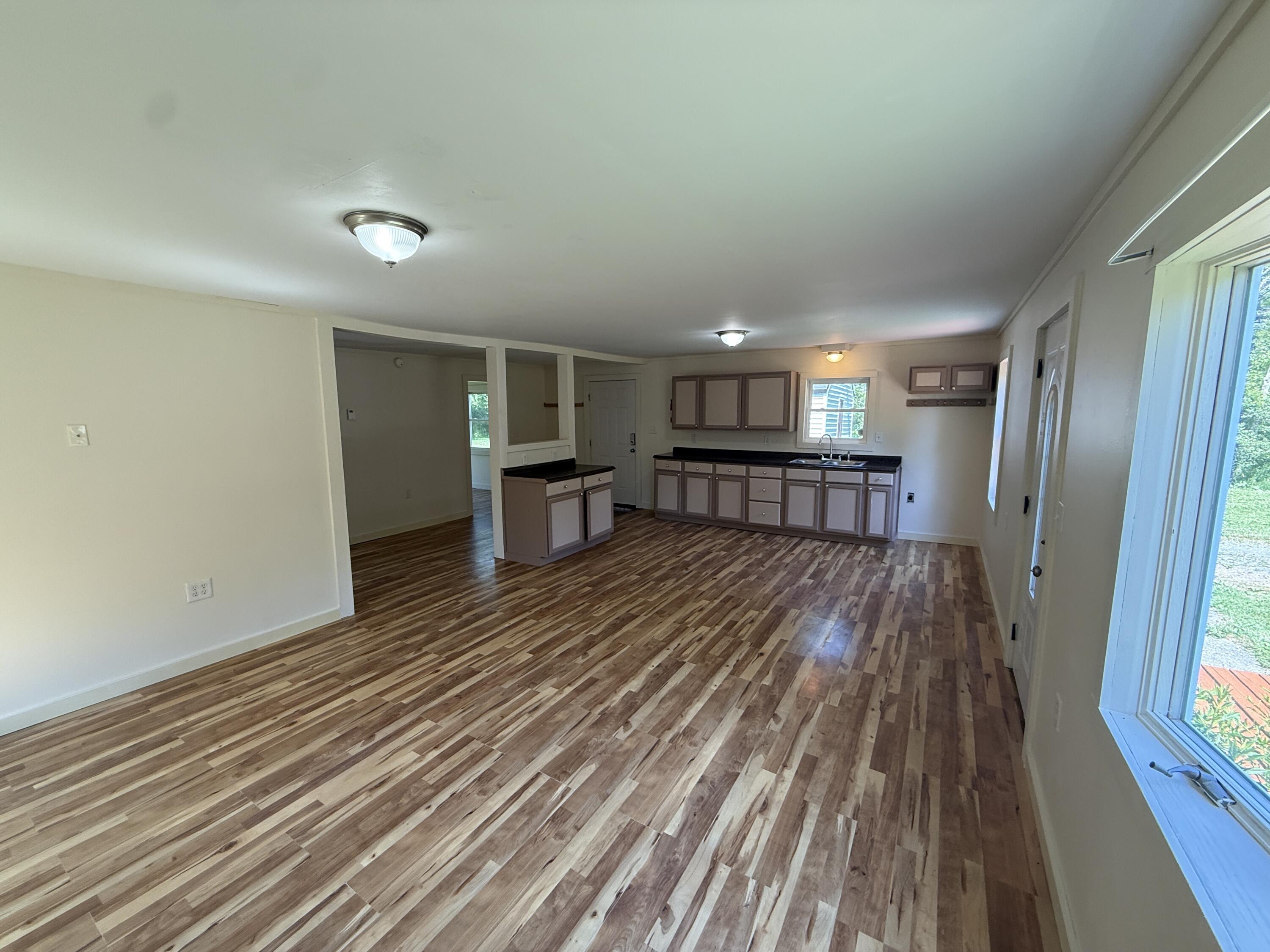 447 S Shore Drive