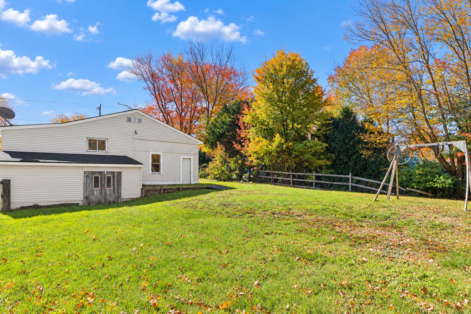 15 Ross Road