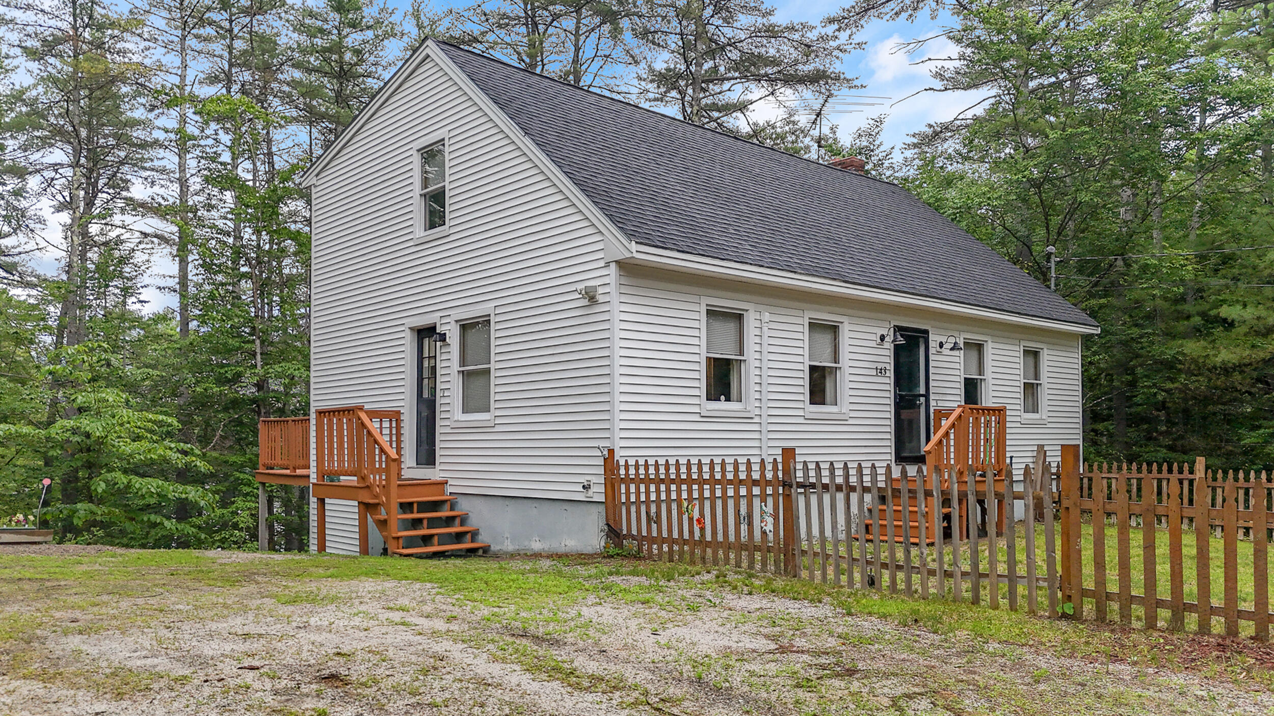 143 Old Portland Road