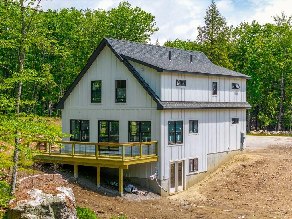 59 East Point Way
