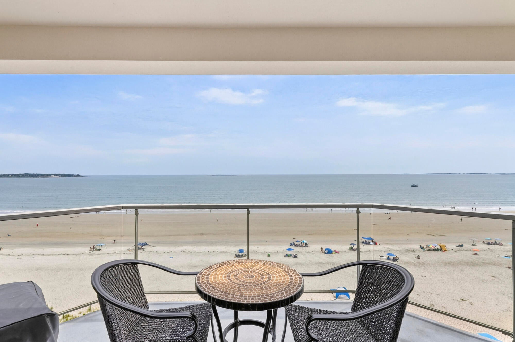 207 E Grand Avenue D8