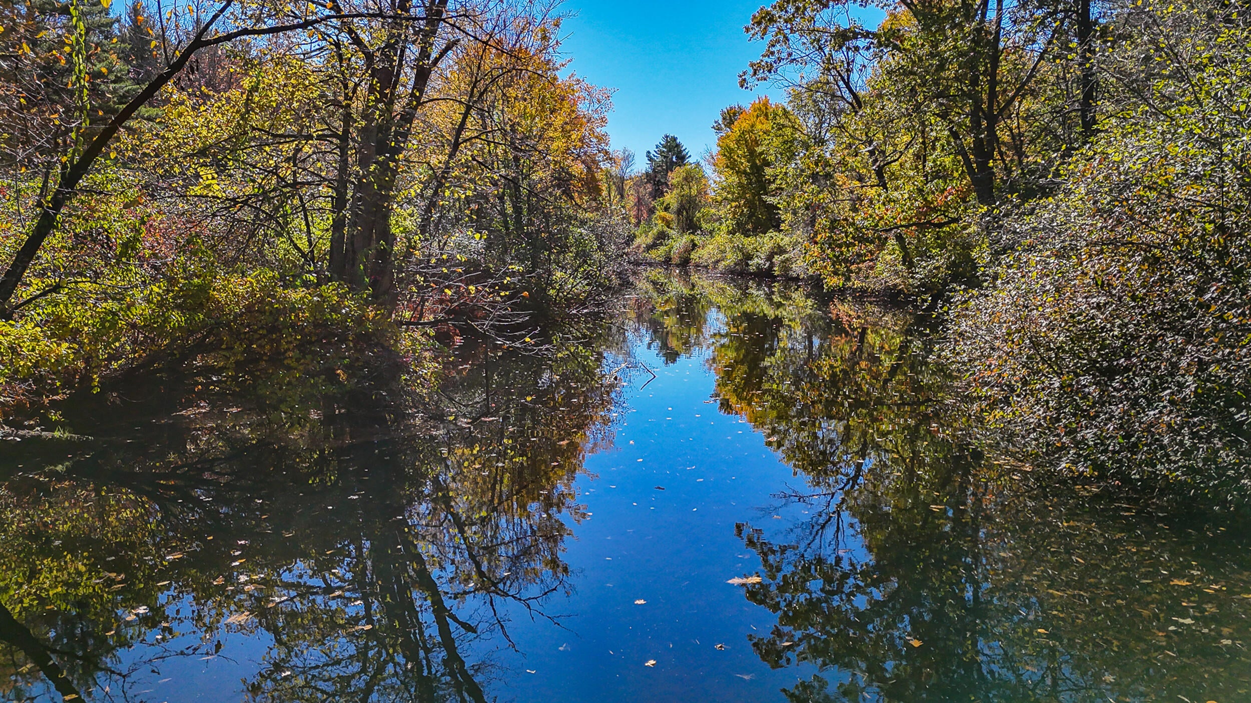 579 River Road