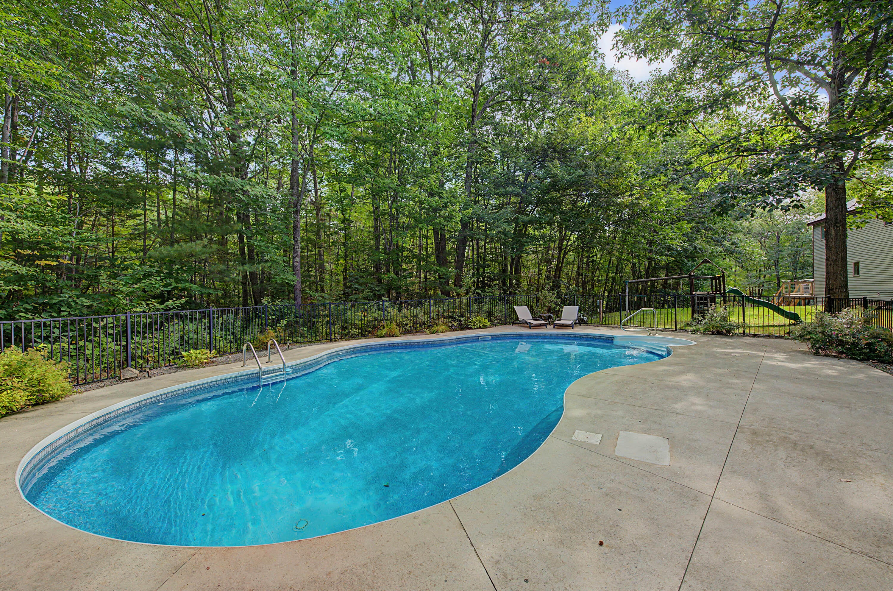 111 Back Cove Drive