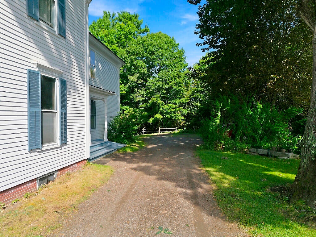 52 Kinderhook Street