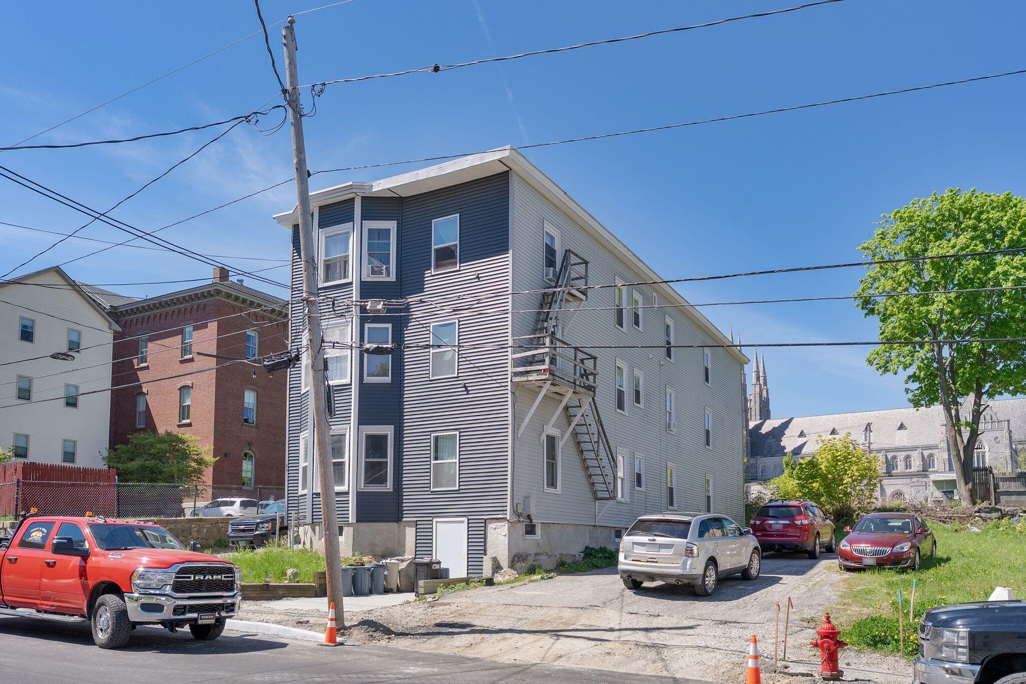 25 Howe Street