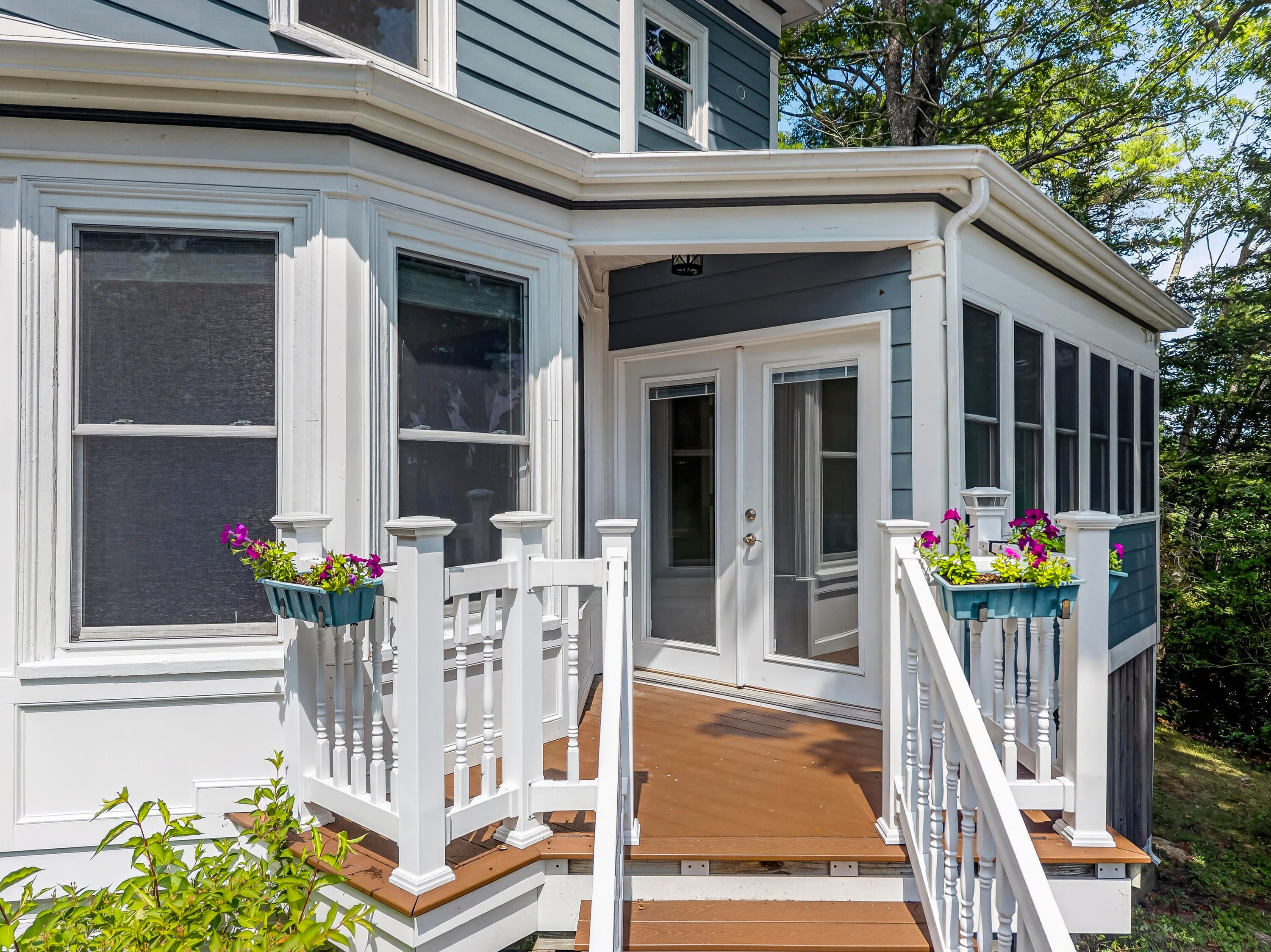 69 Western Avenue