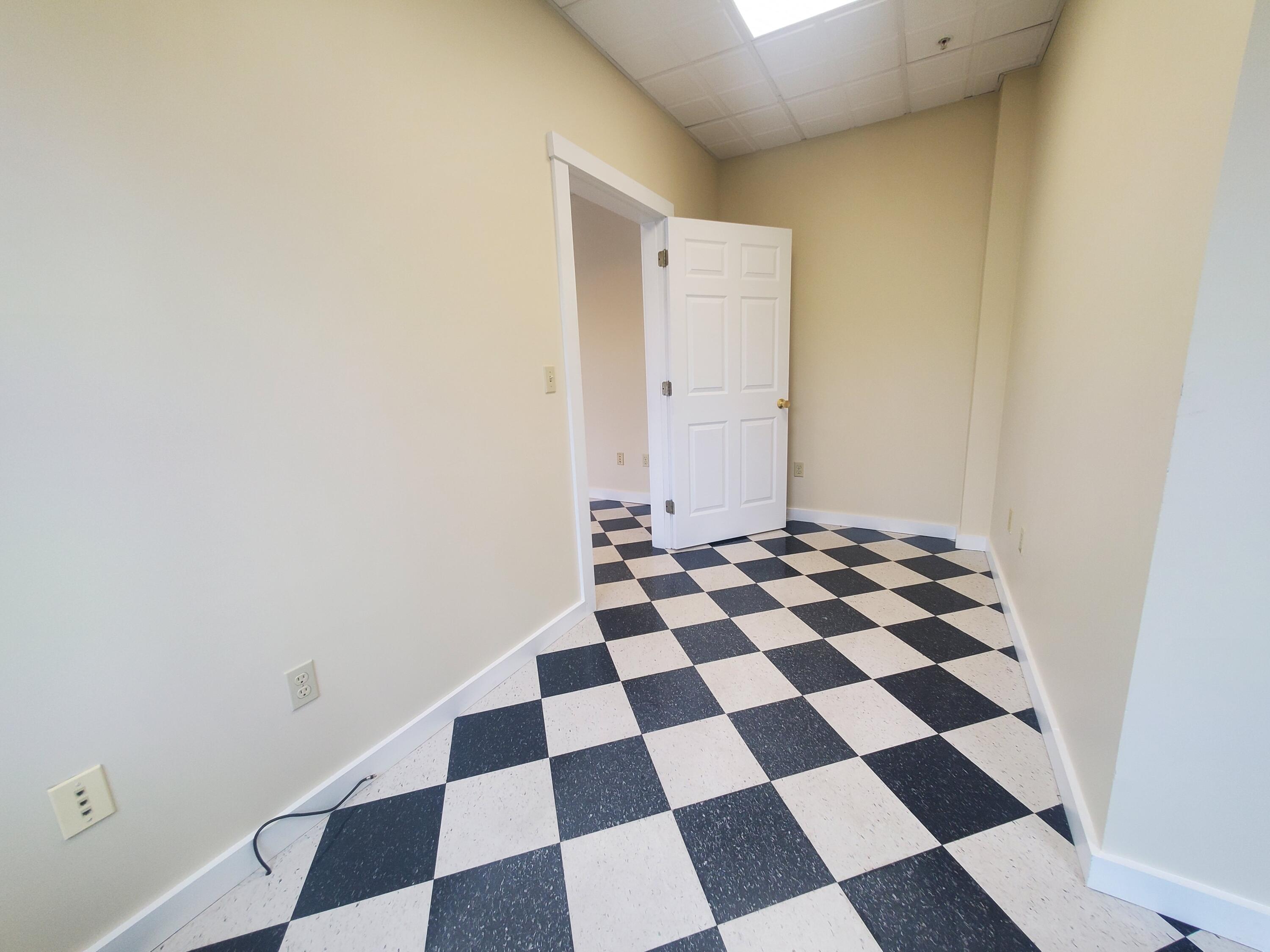 33 Park Street 102