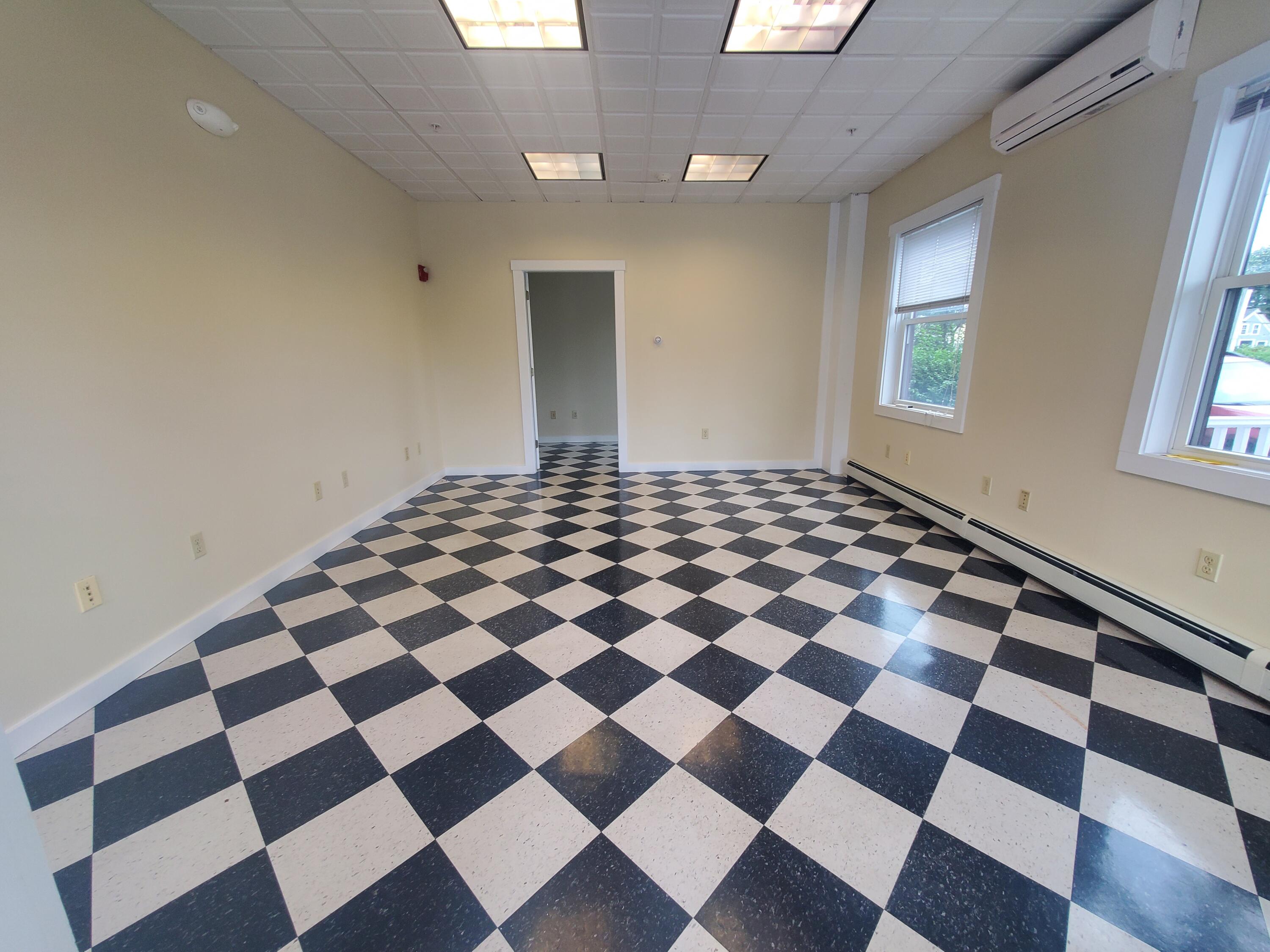 33 Park Street 102