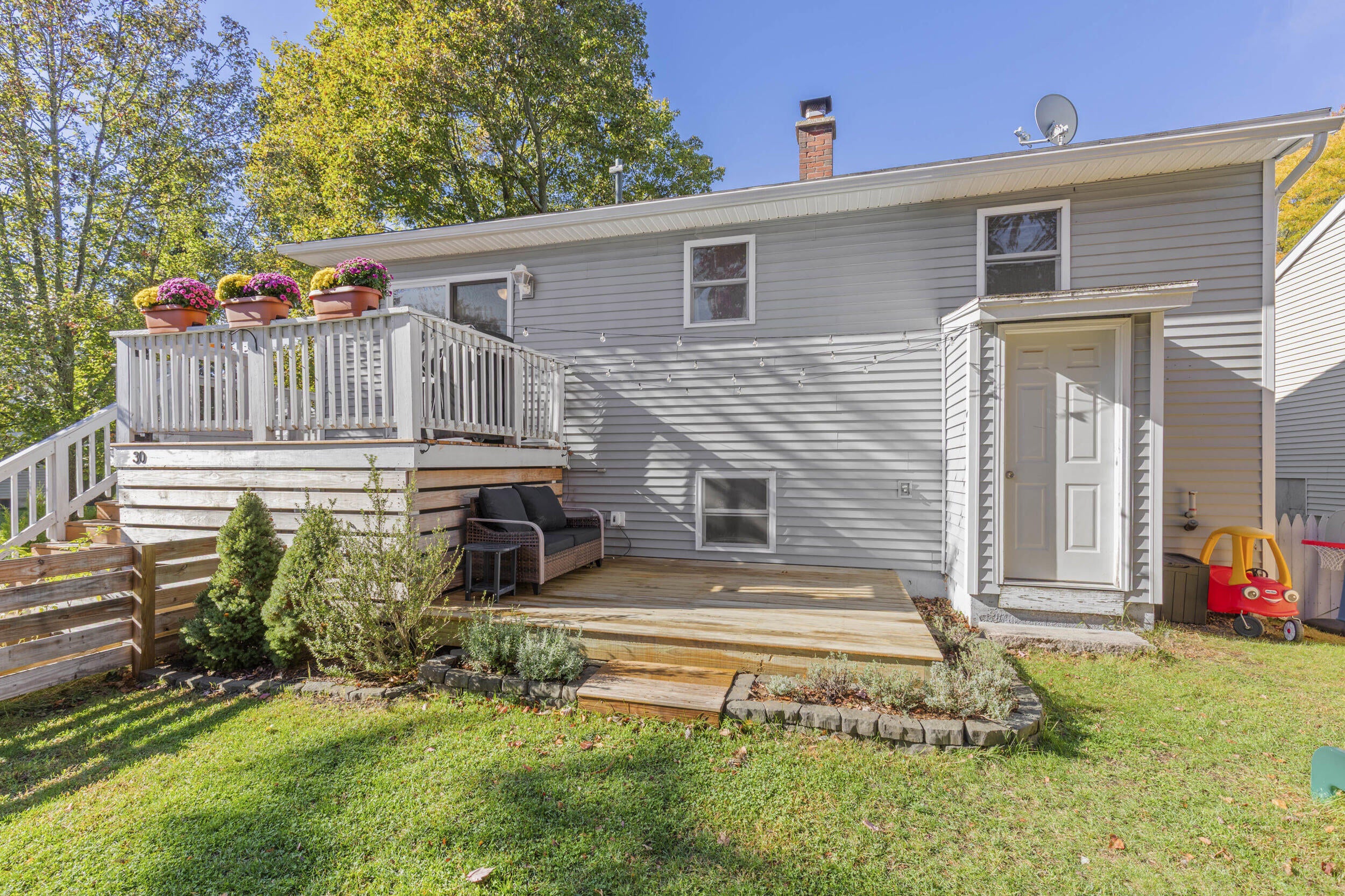 30 Lawn Avenue