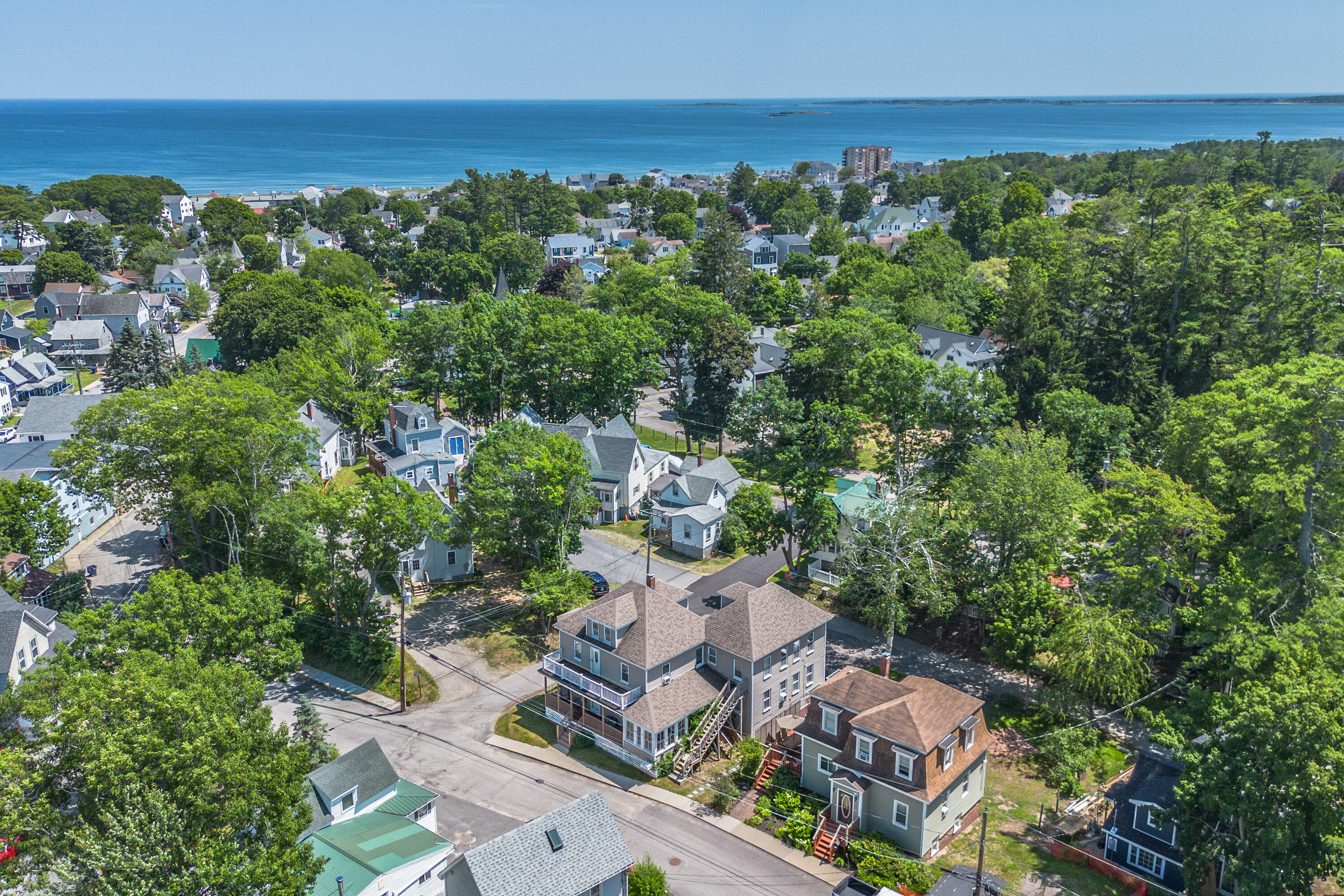 25 Evergreen Avenue