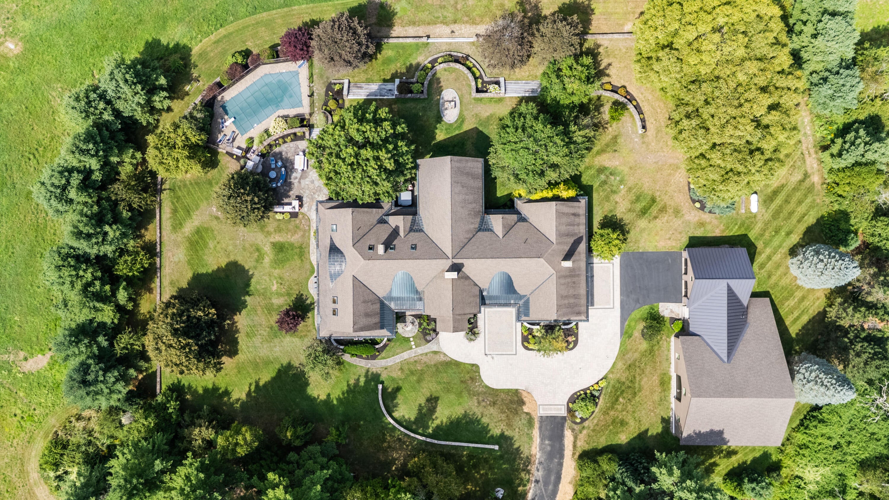 200 Woodville Road