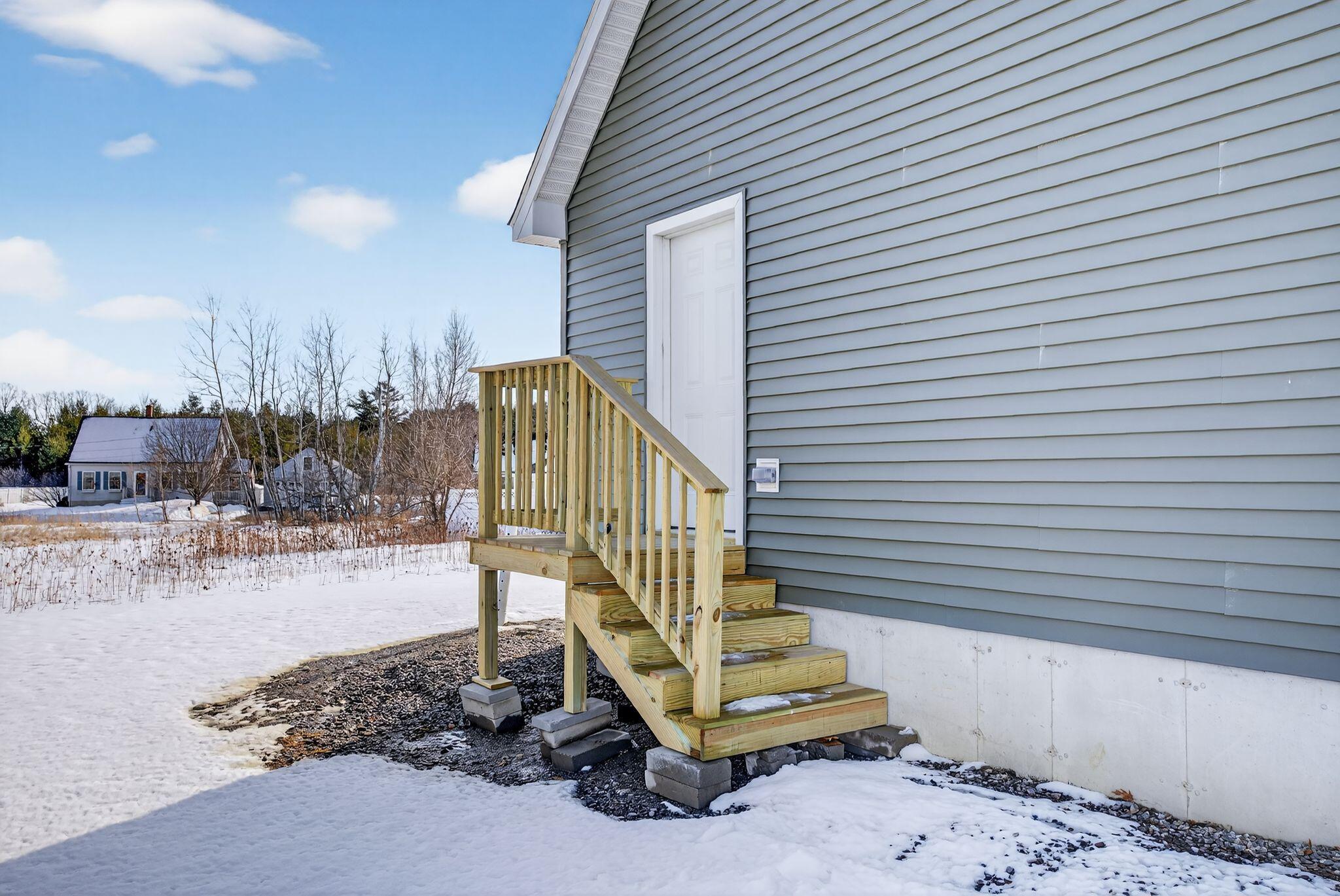 6 Bayberry Court