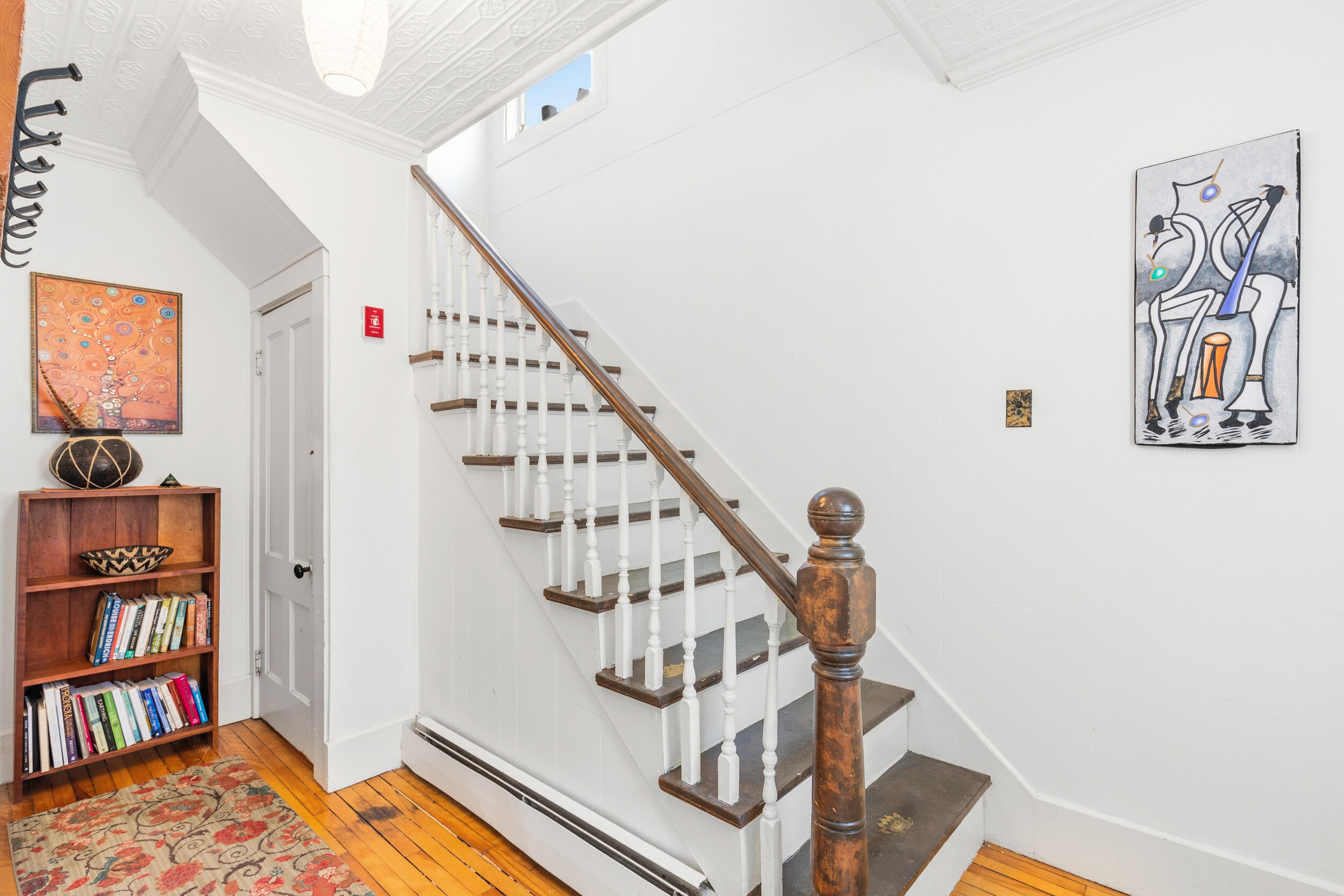 9 Cottage Place