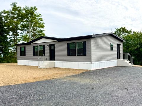 Photo of 822 Main Street, Vassalboro, ME 04989 (MLS # 1668672)