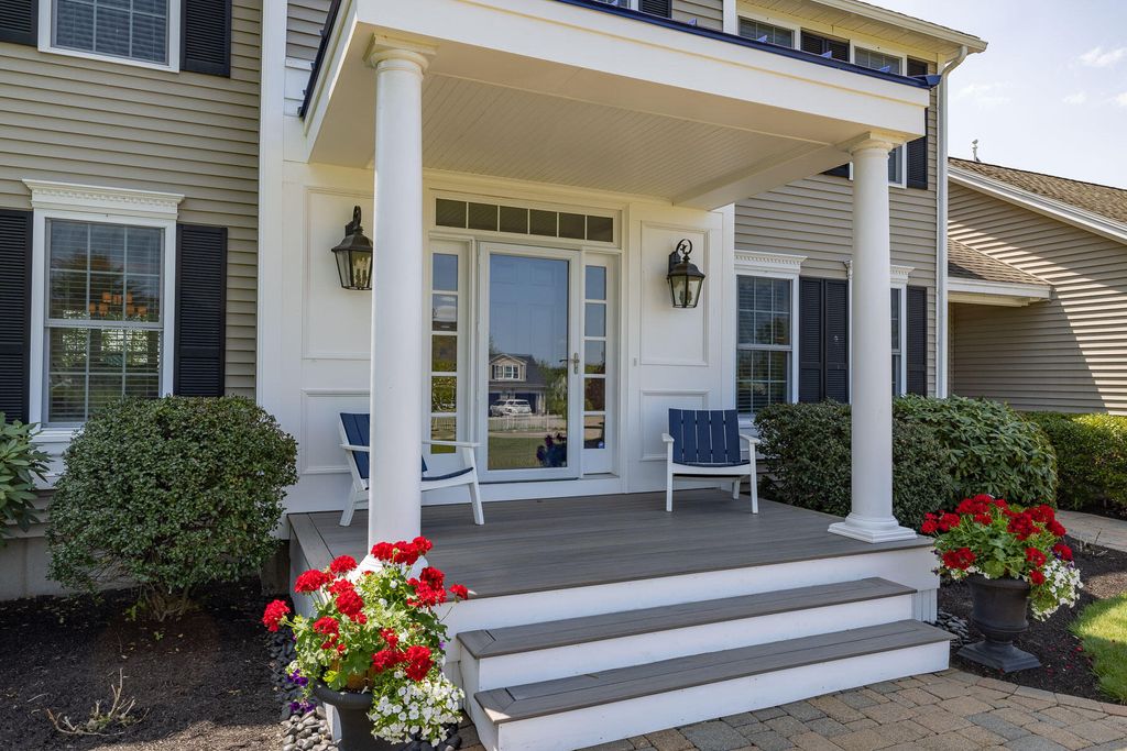 Photo of 12 Perrys Way, Berwick, ME 03901 (MLS # 1664694)