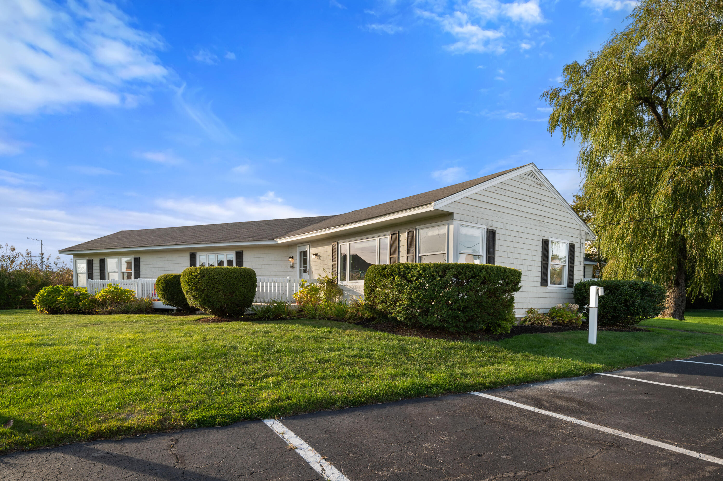 147 Beach Avenue 42