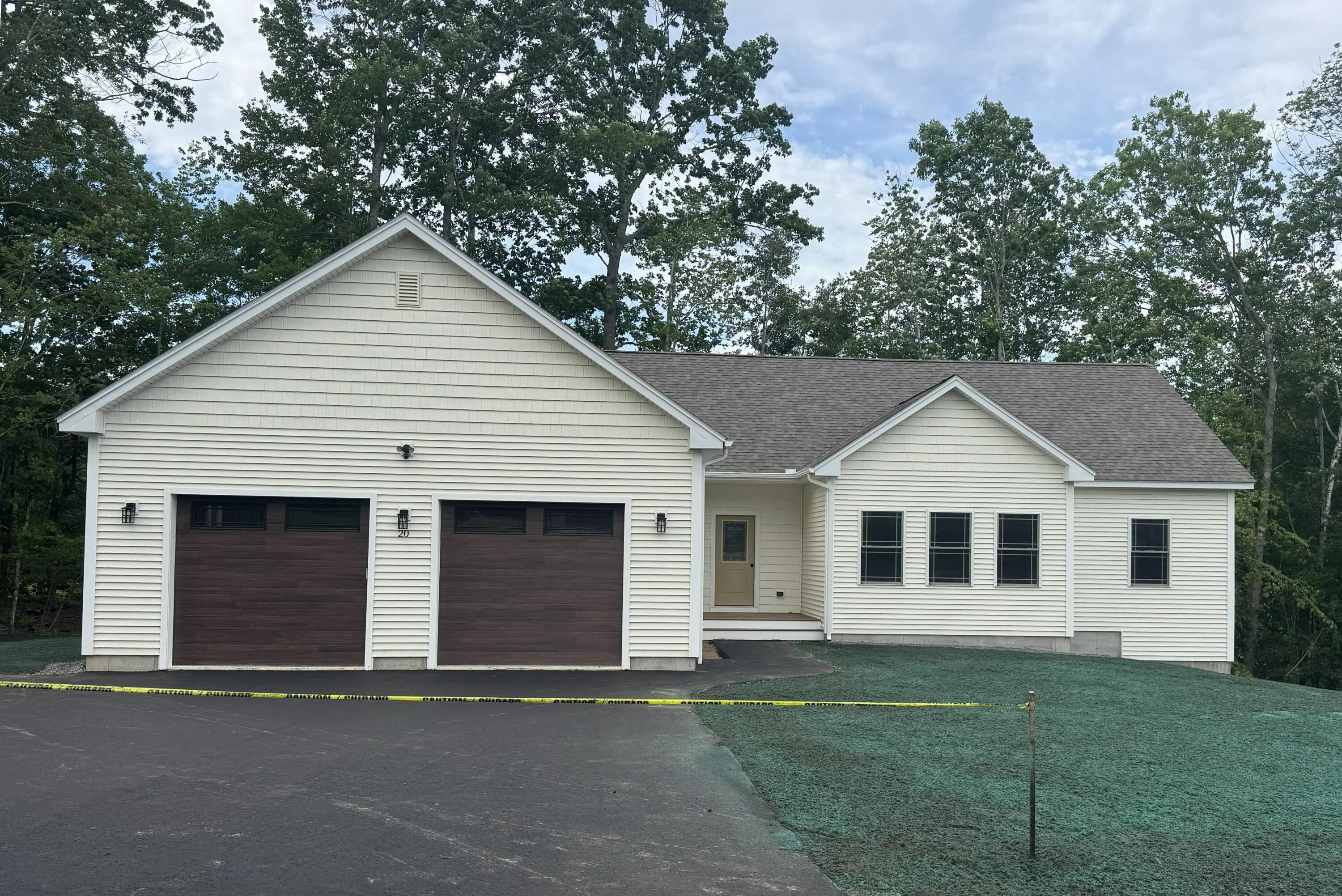 20 Eastern Lane