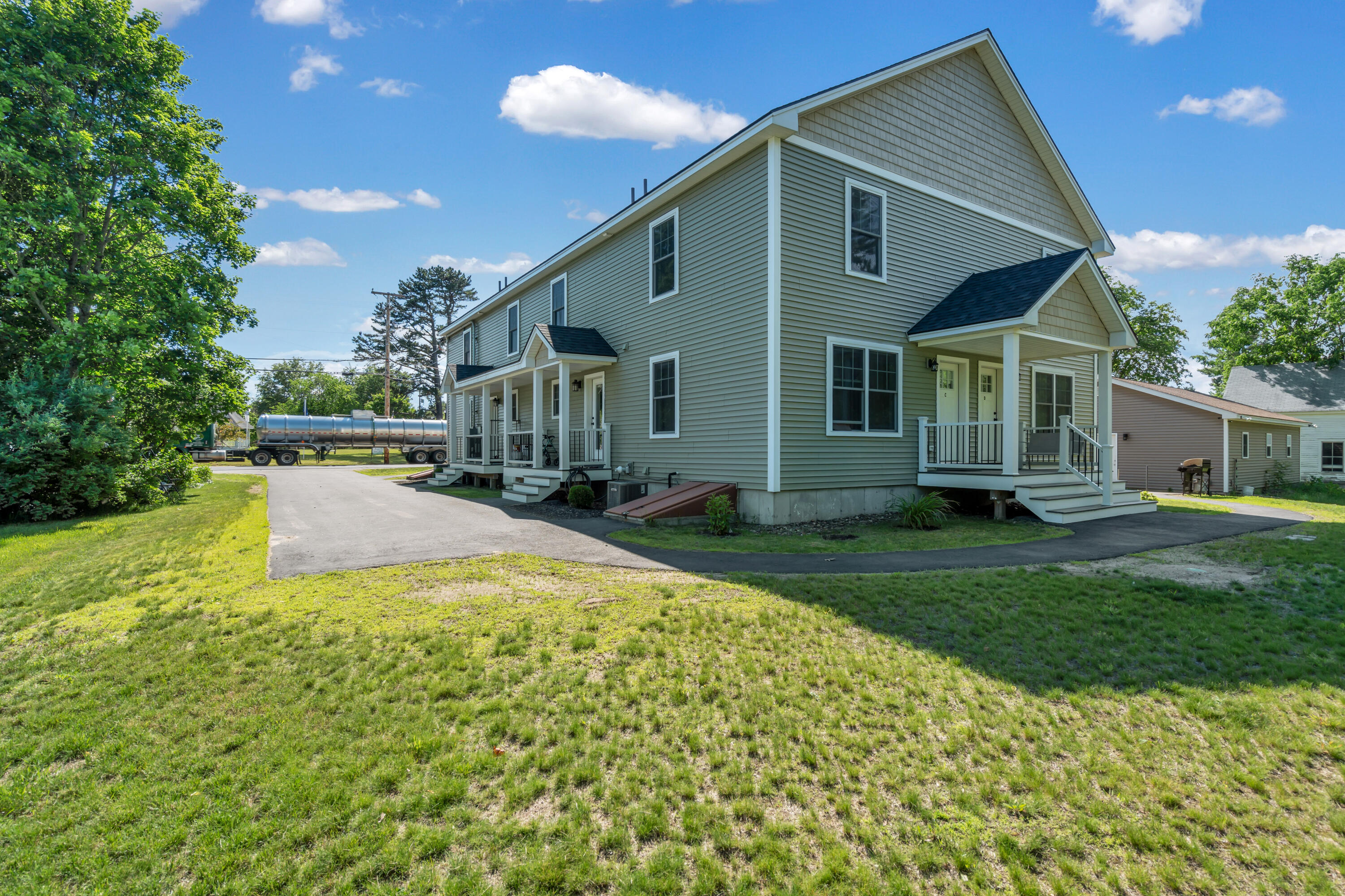 1159 Pequawket Trail