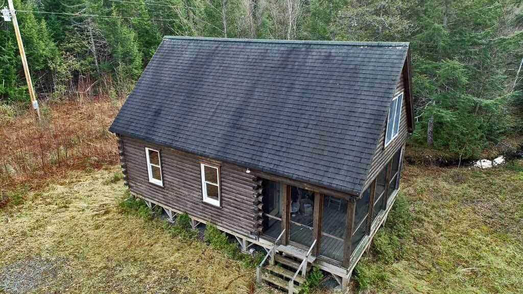 60 Lower Lake Road