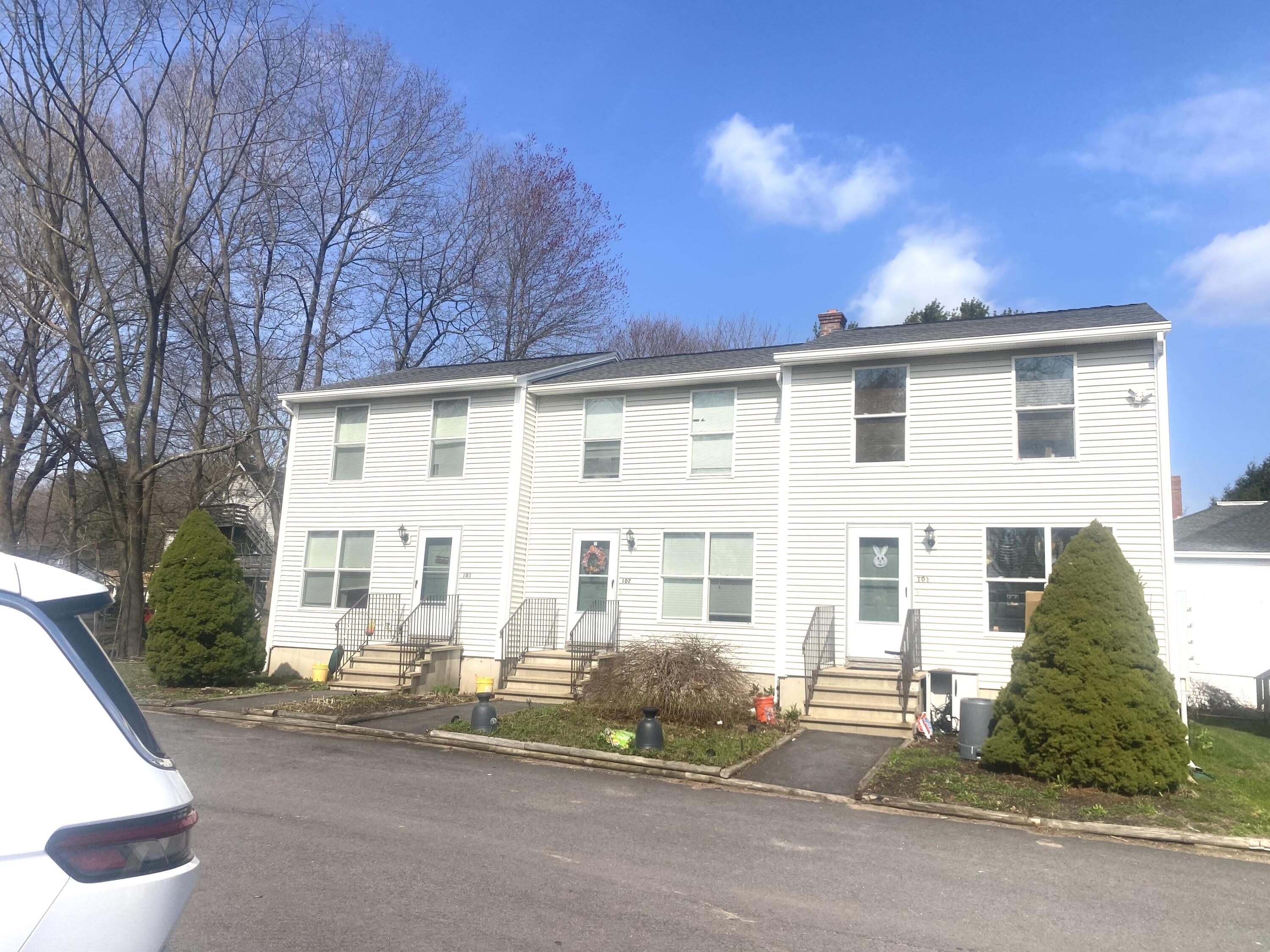 79 W Cutts Street