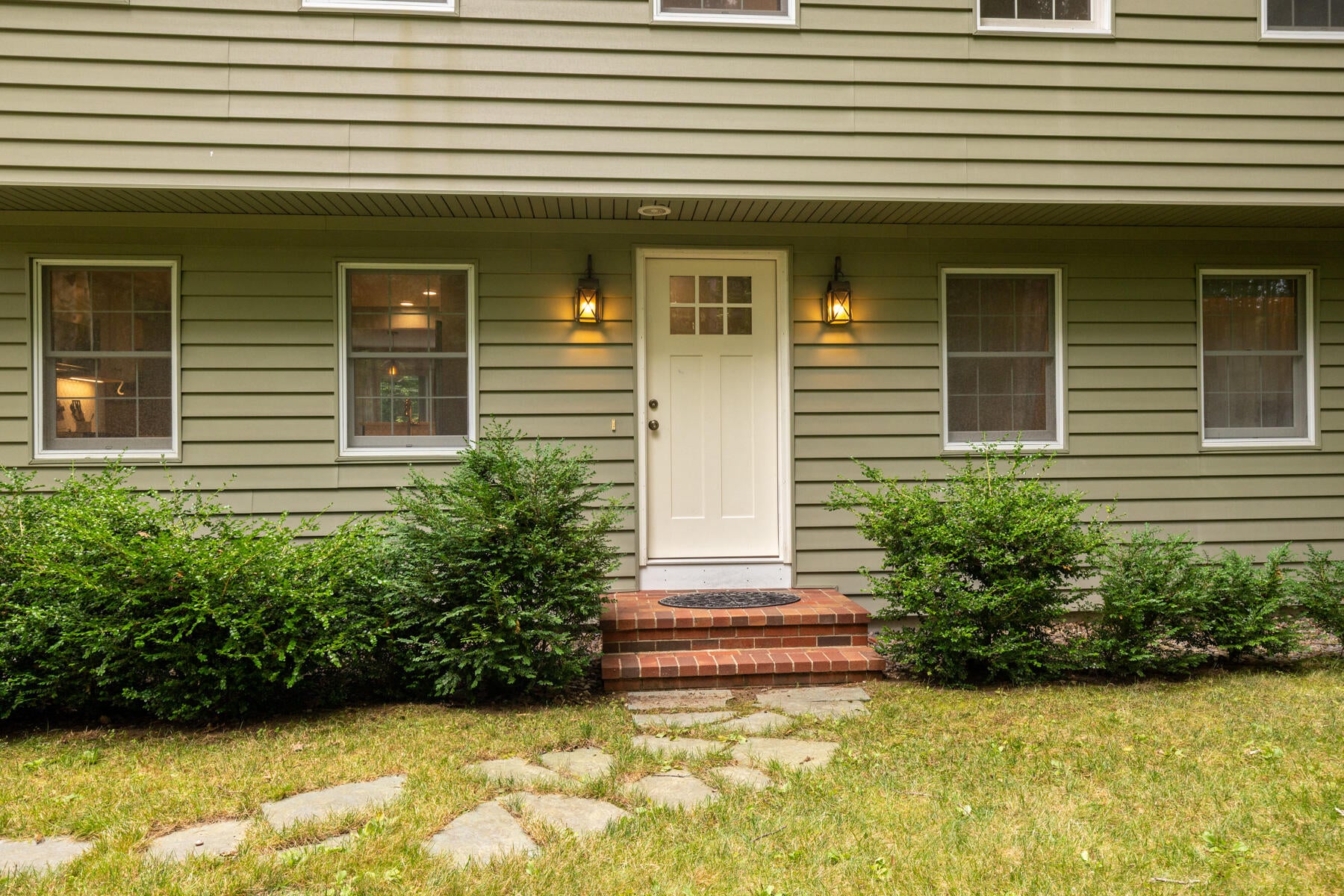 27 High Rock Road
