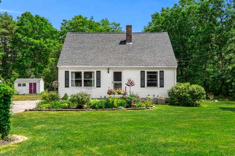 Photo of 27 Nottingham Drive, Sanford, ME 04073 (MLS # 1668507)