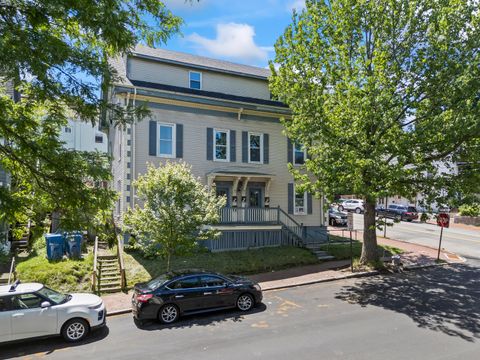 Photo of 146 Sherman Street, Portland, ME 04101 (MLS # 1668085)