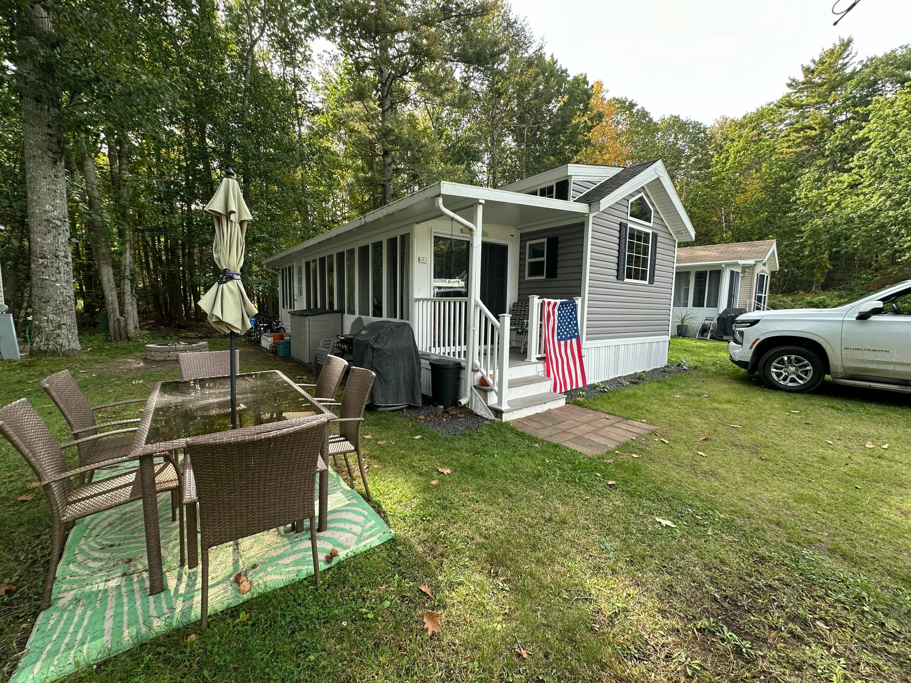 150 Chapel Road 823