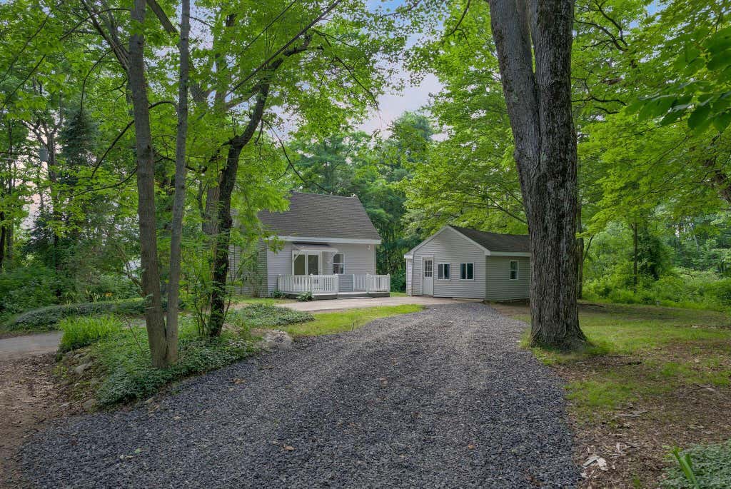 Photo of 36 Coolidge Avenue, Portland, ME 04103 (MLS # 1670625)