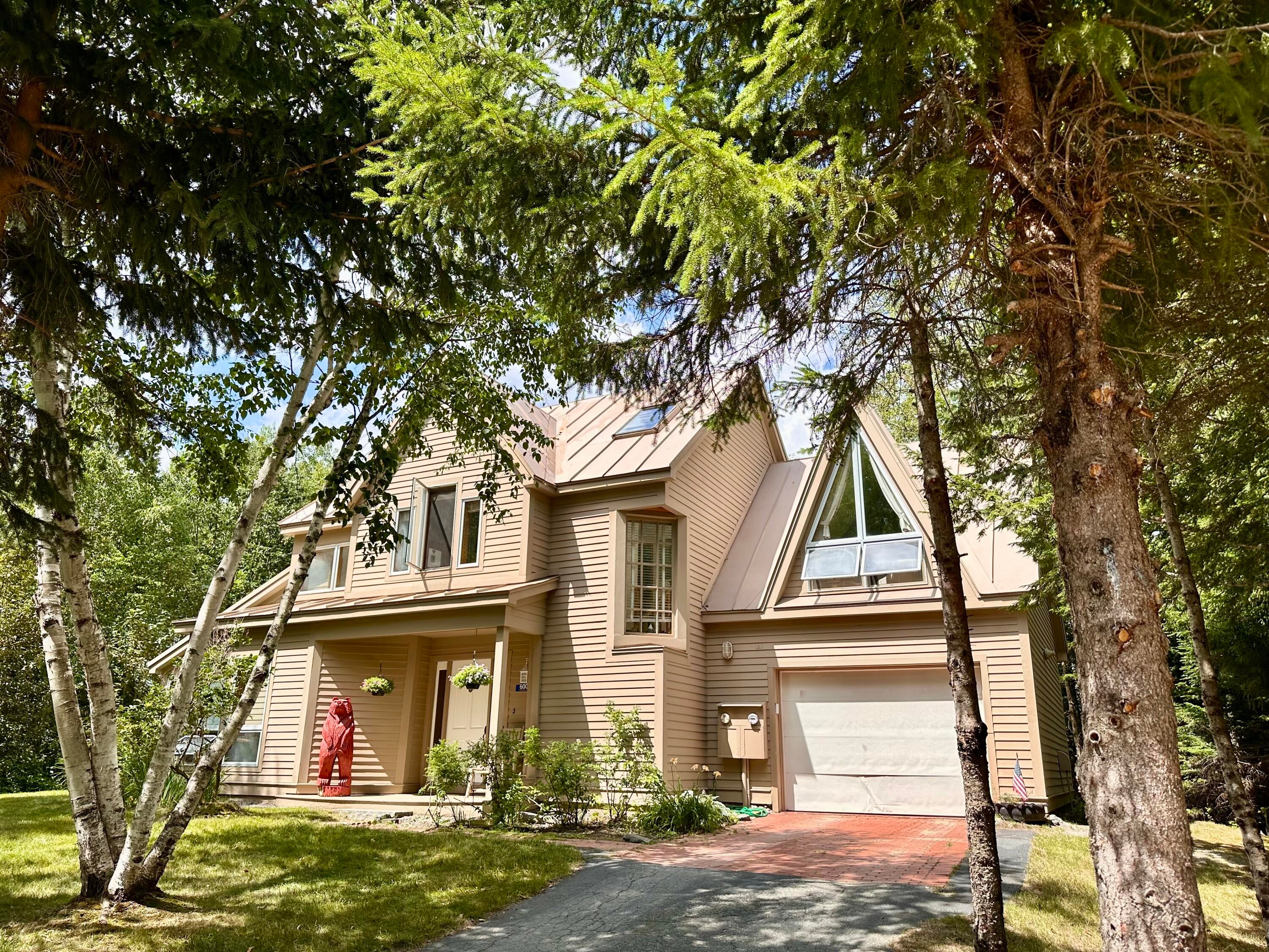 6008 Fairway Drive