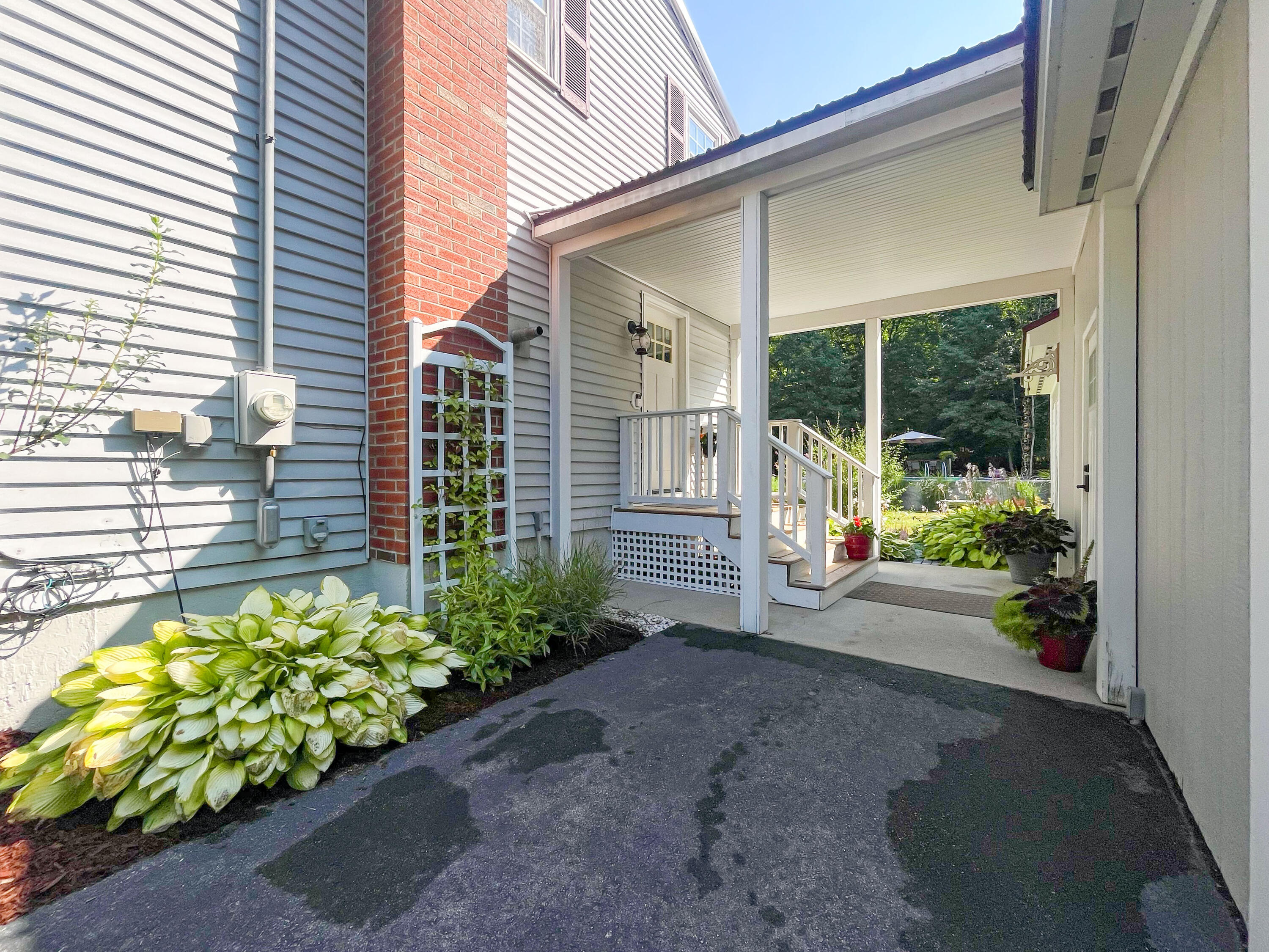 9 Whispering Pine Drive