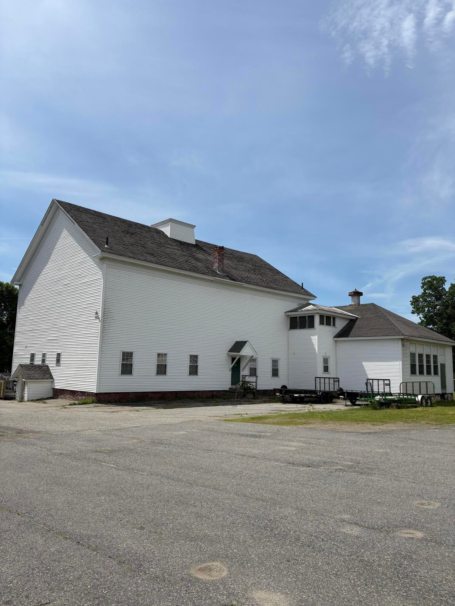 905 Main Street