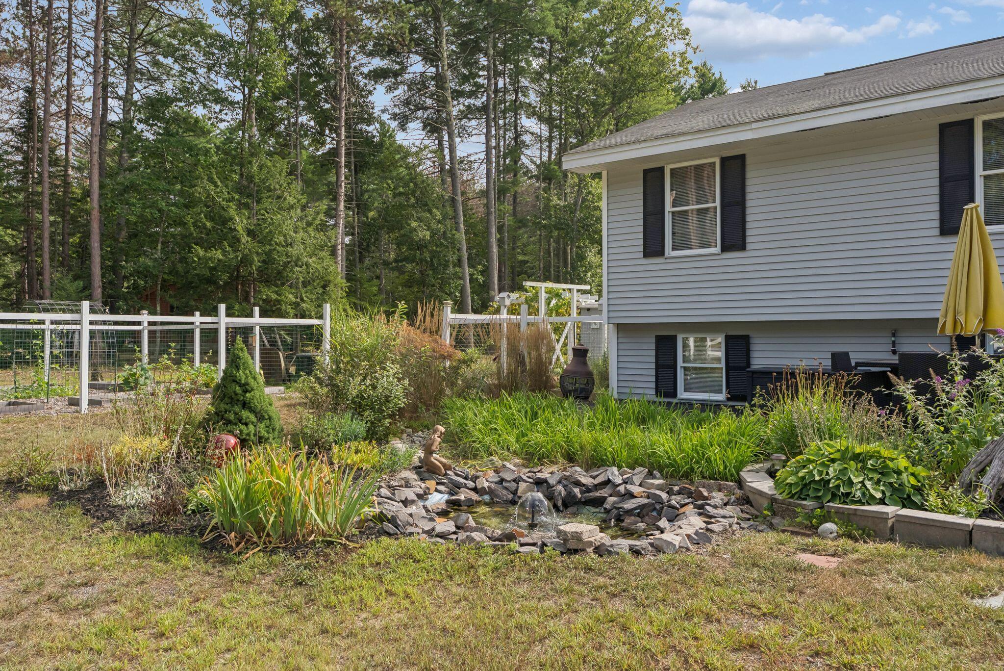 240 Broadturn Road