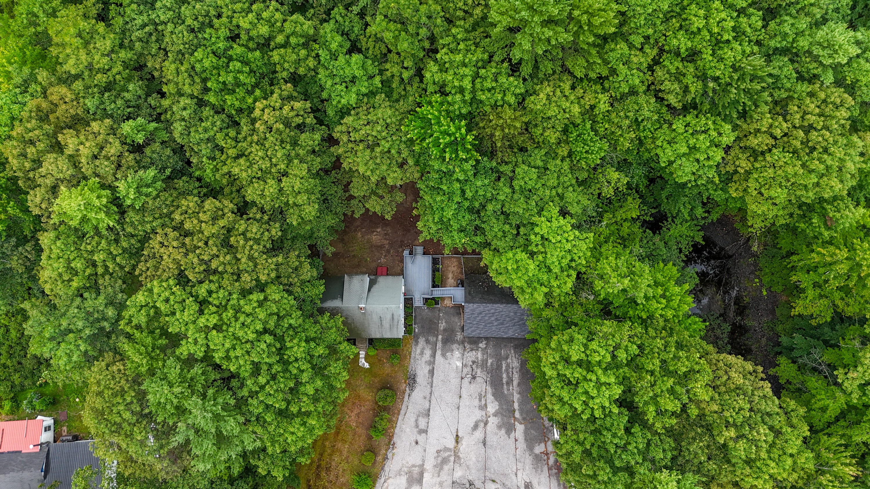 502 Ossipee Trail E