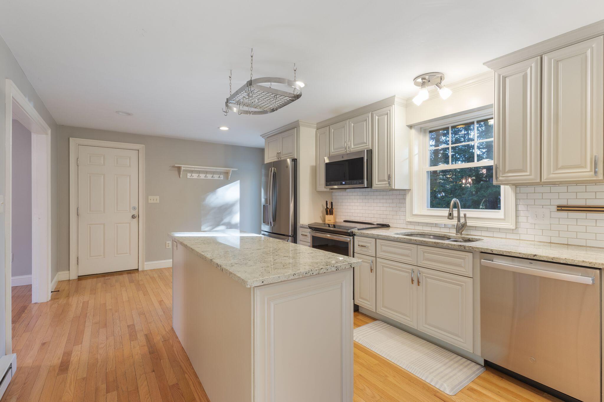 154 Sea Road
