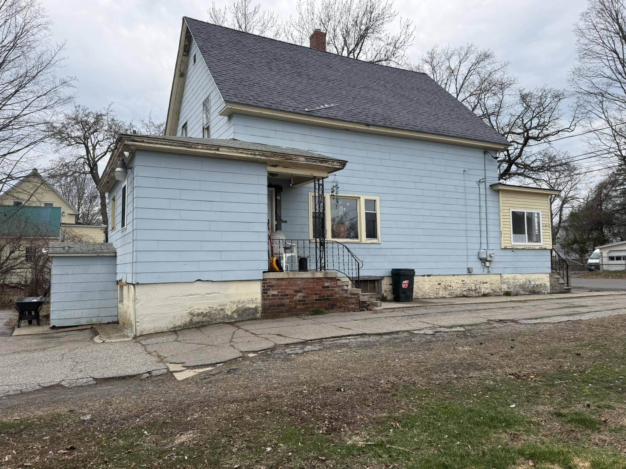 7 Bates Street
