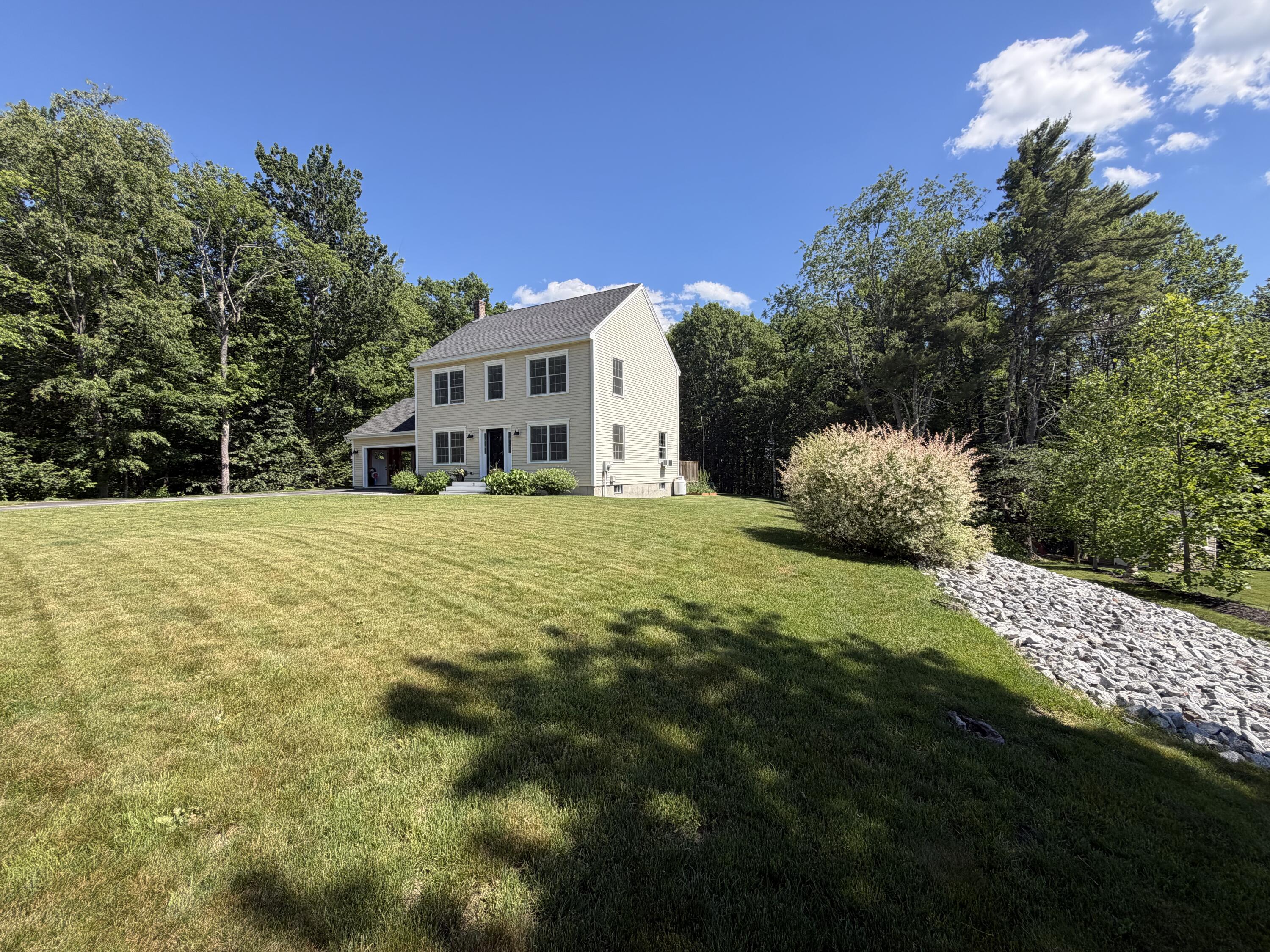 21 Eagles Nest Road