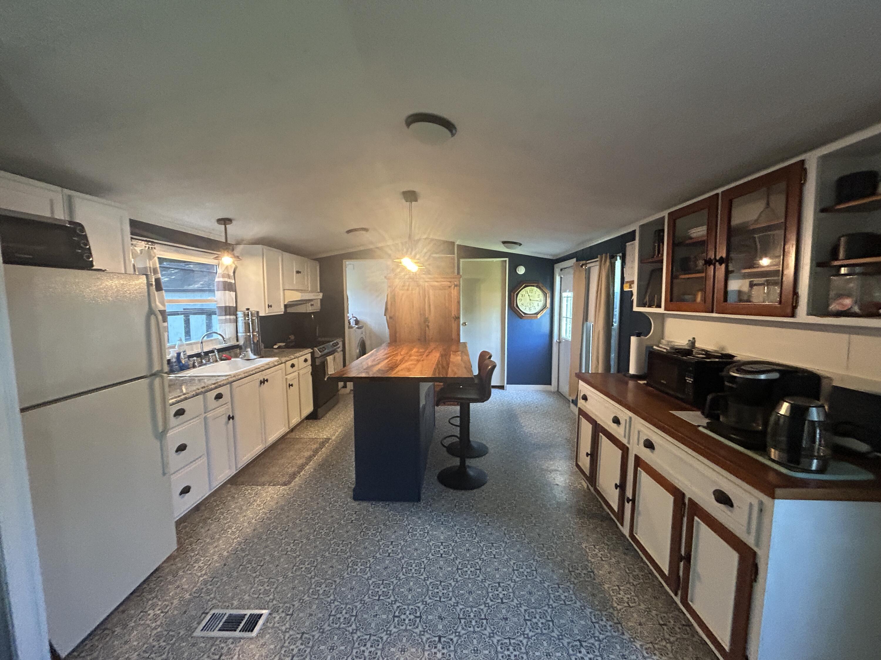 51 Pine Hill M H Park