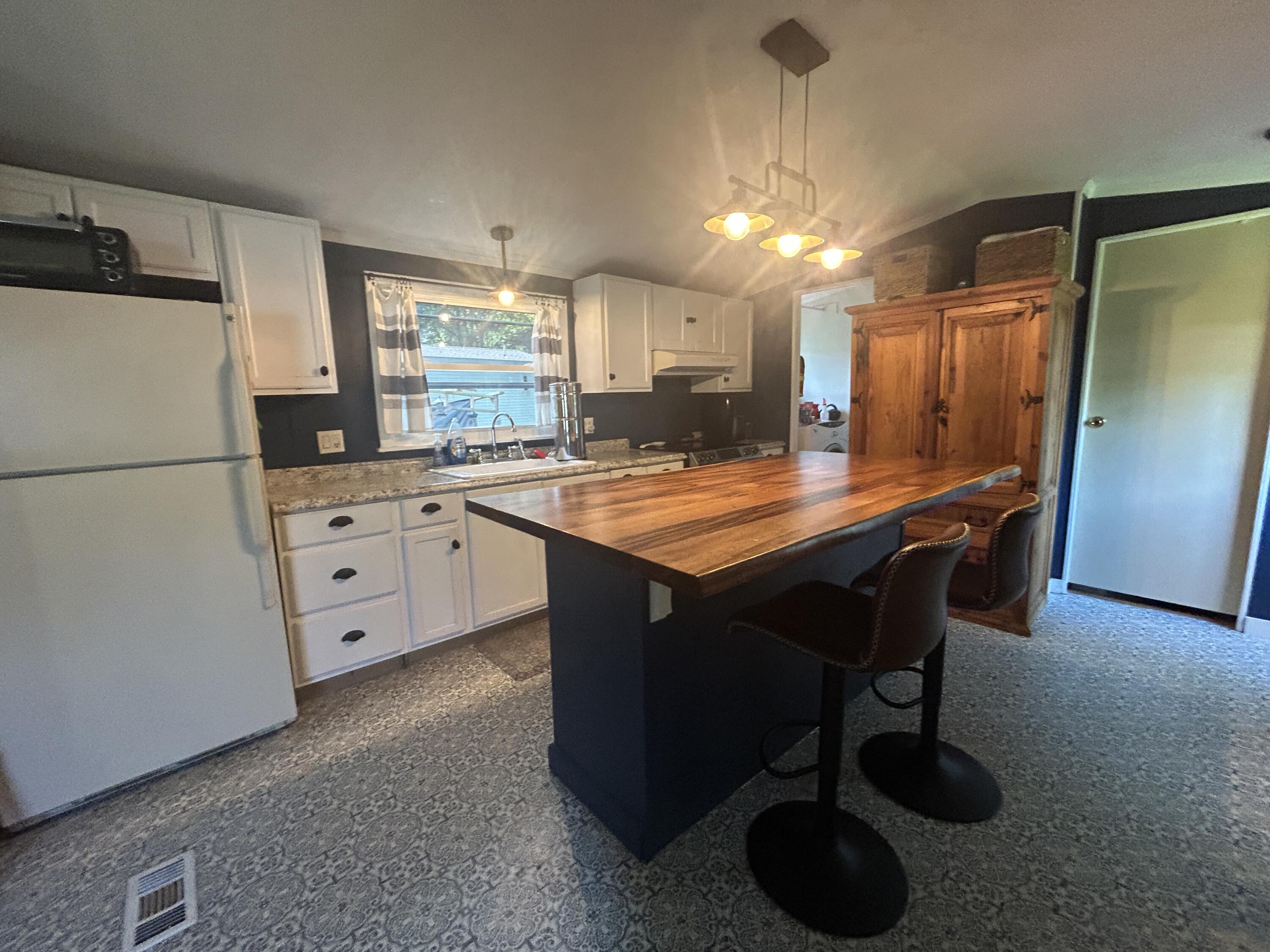 51 Pine Hill M H Park