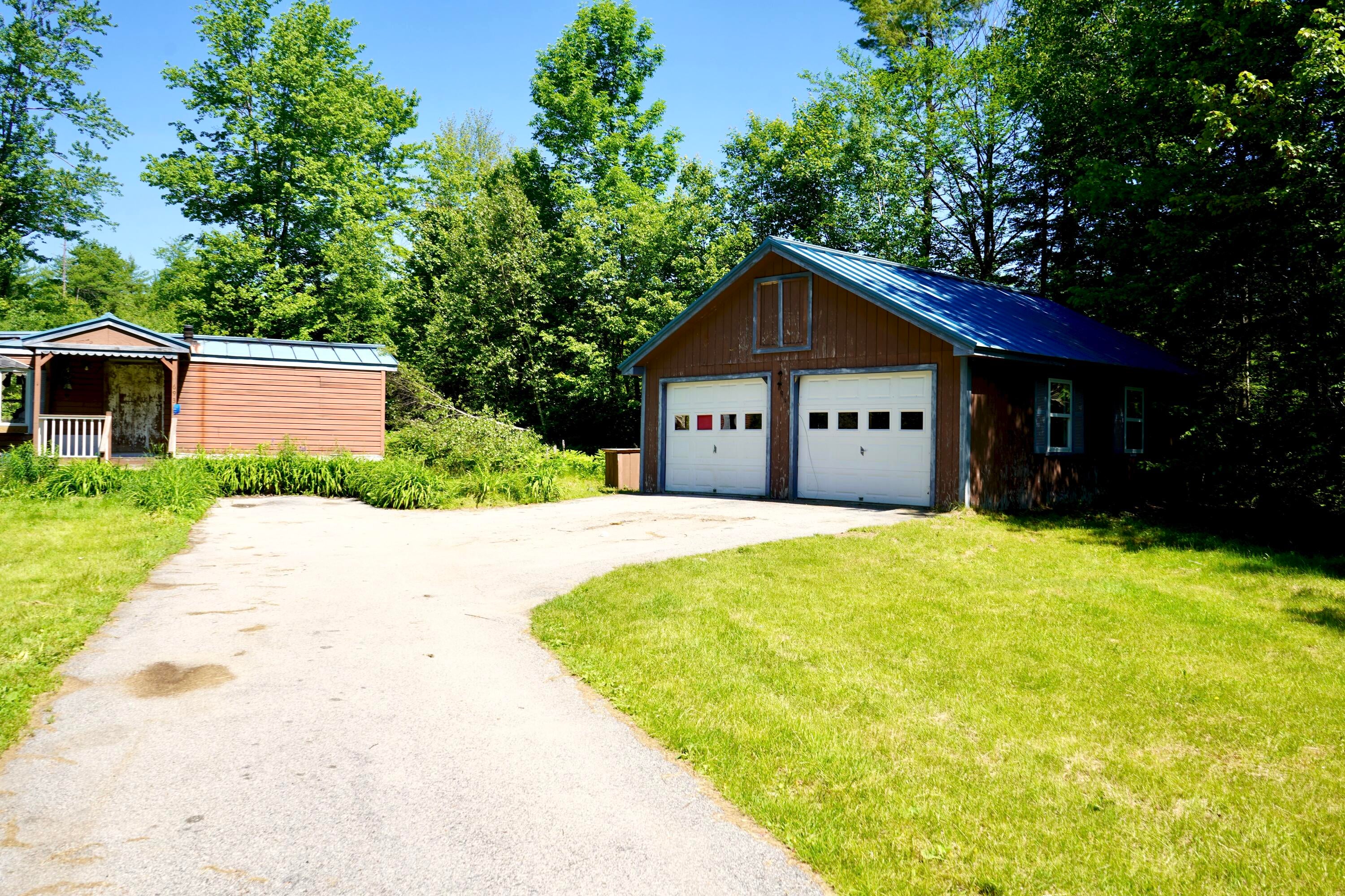 693 Canaan Road