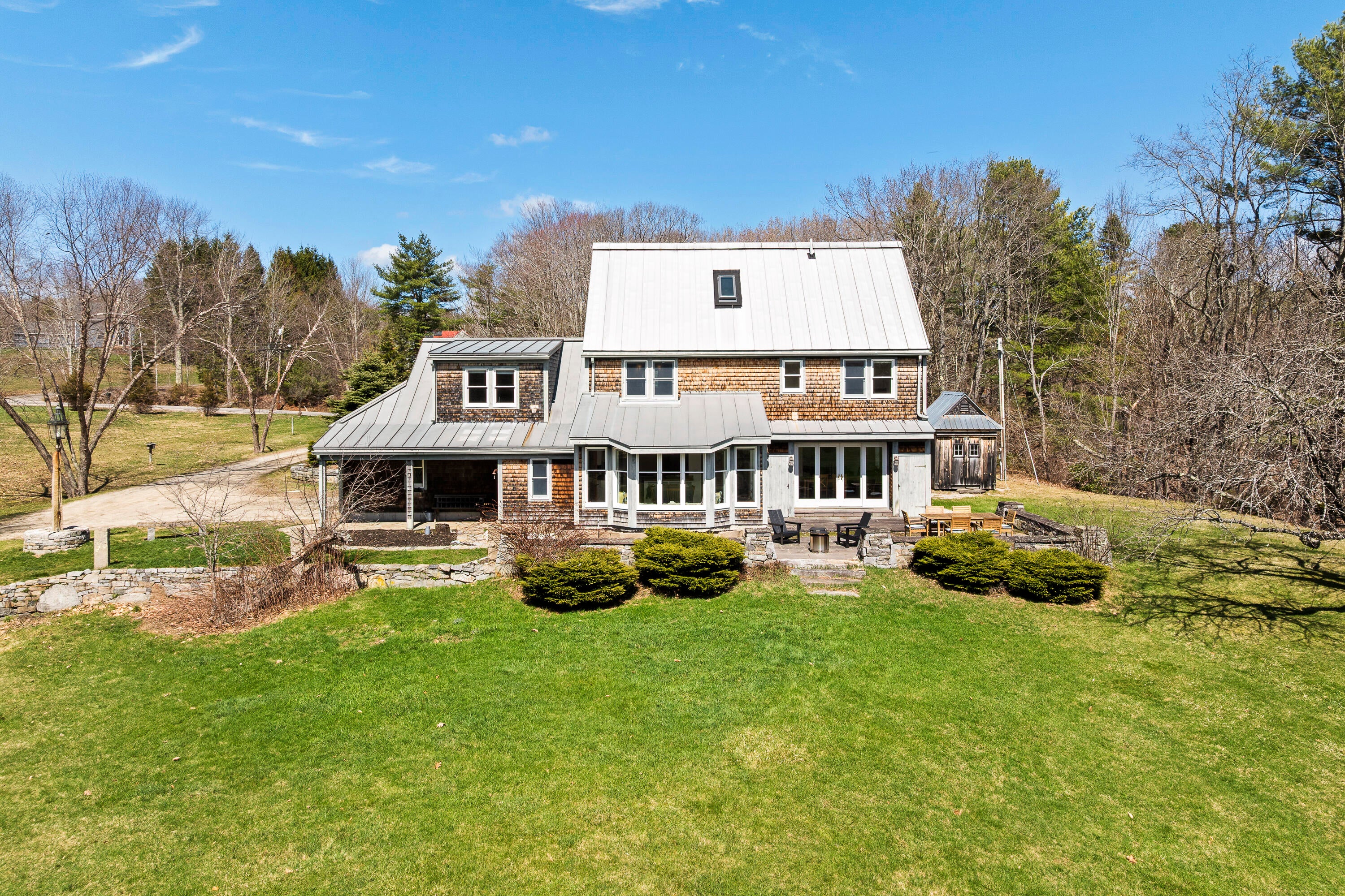 49 Desert Road
