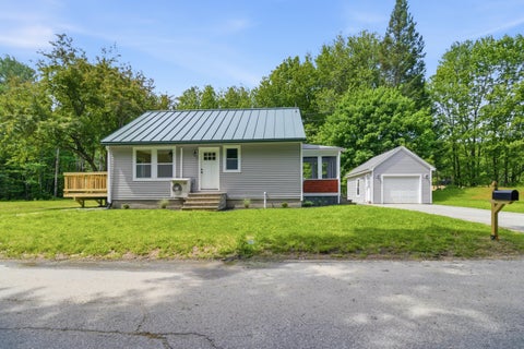 Photo of 27 Rockhill Avenue, Auburn, ME 04210 (MLS # 1665430)