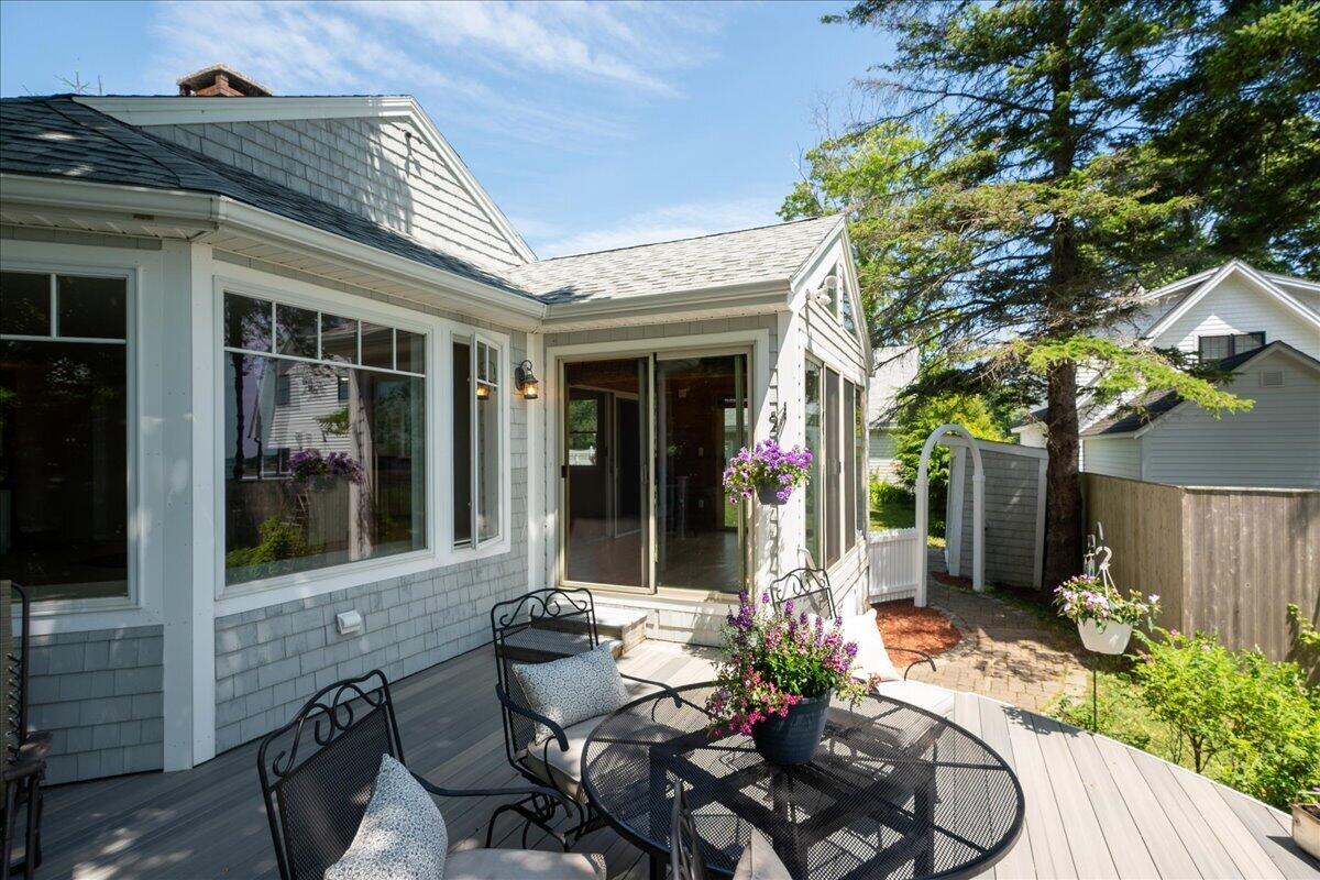 3 Harbor Lane