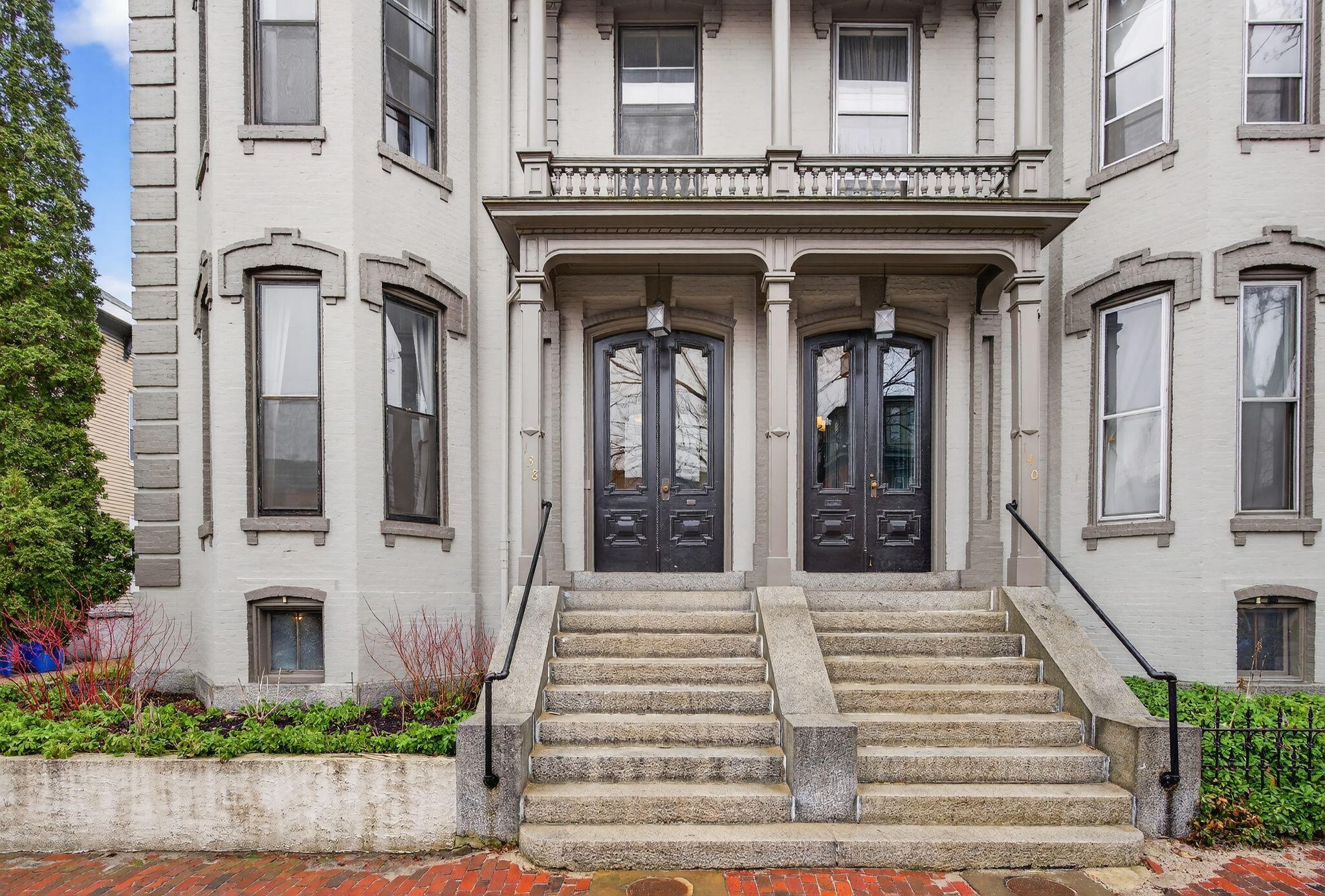 138 Pine Street 4