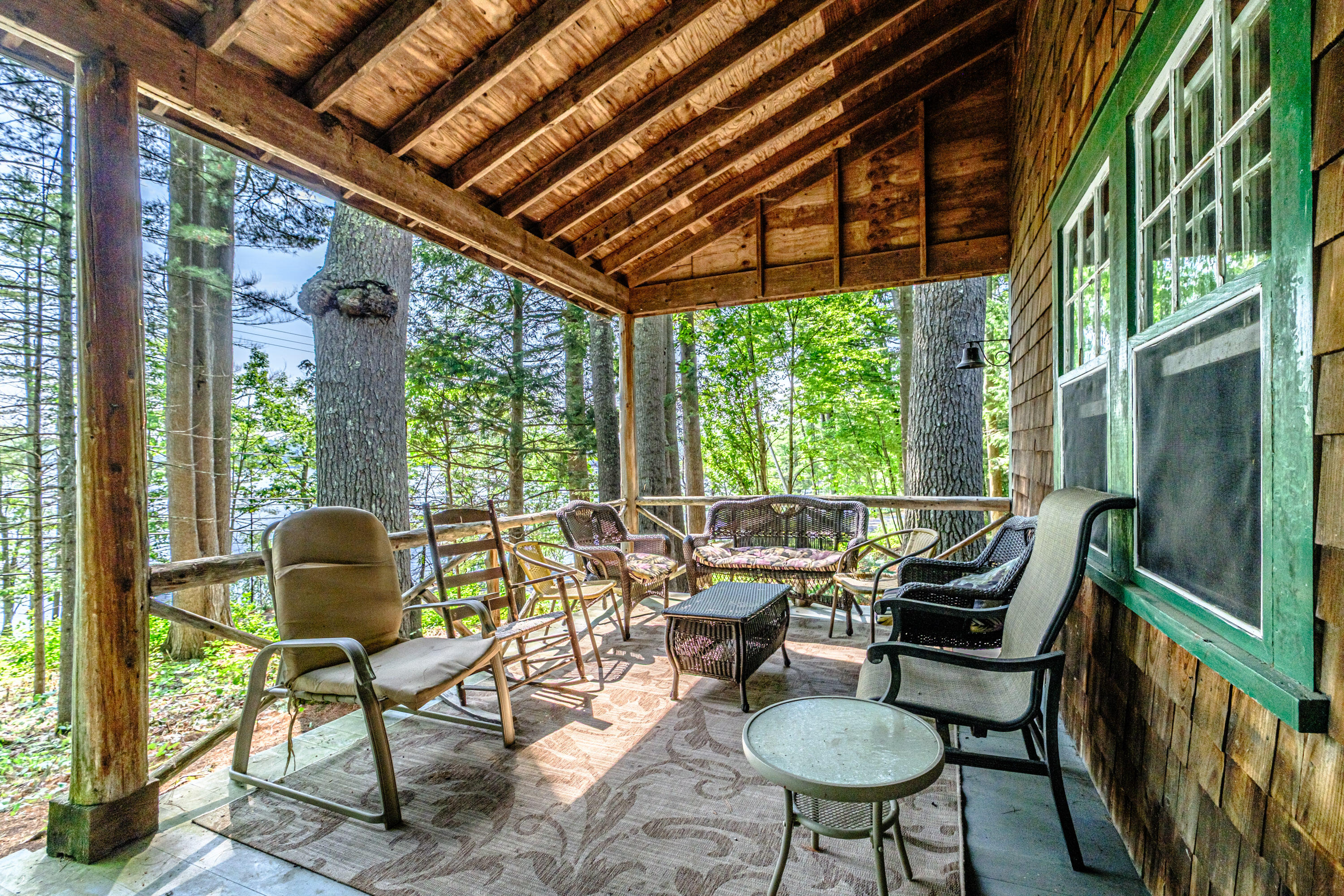 28 Pine Tree Road