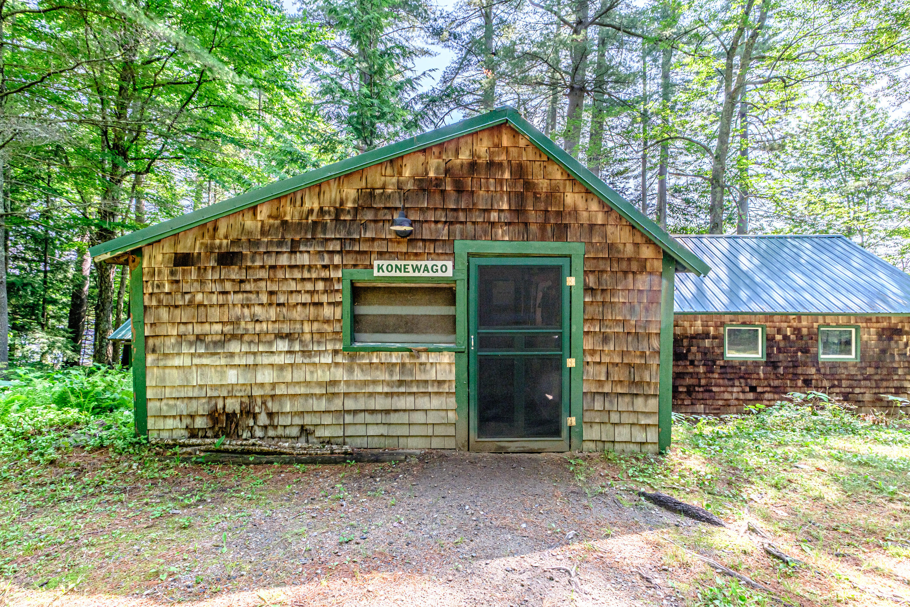 28 Pine Tree Road
