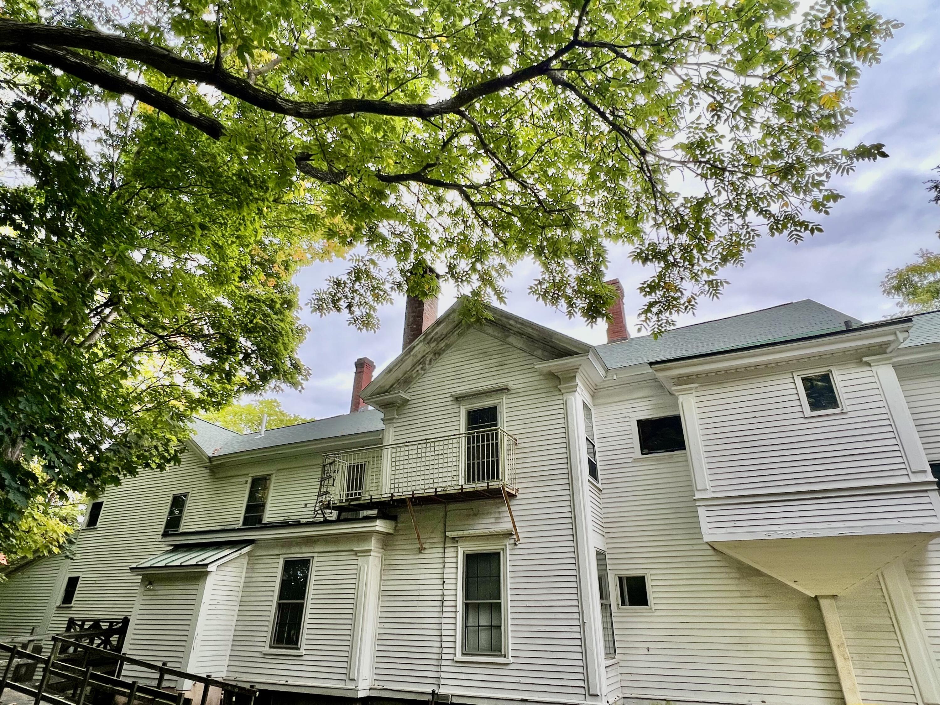 102 Congress Street