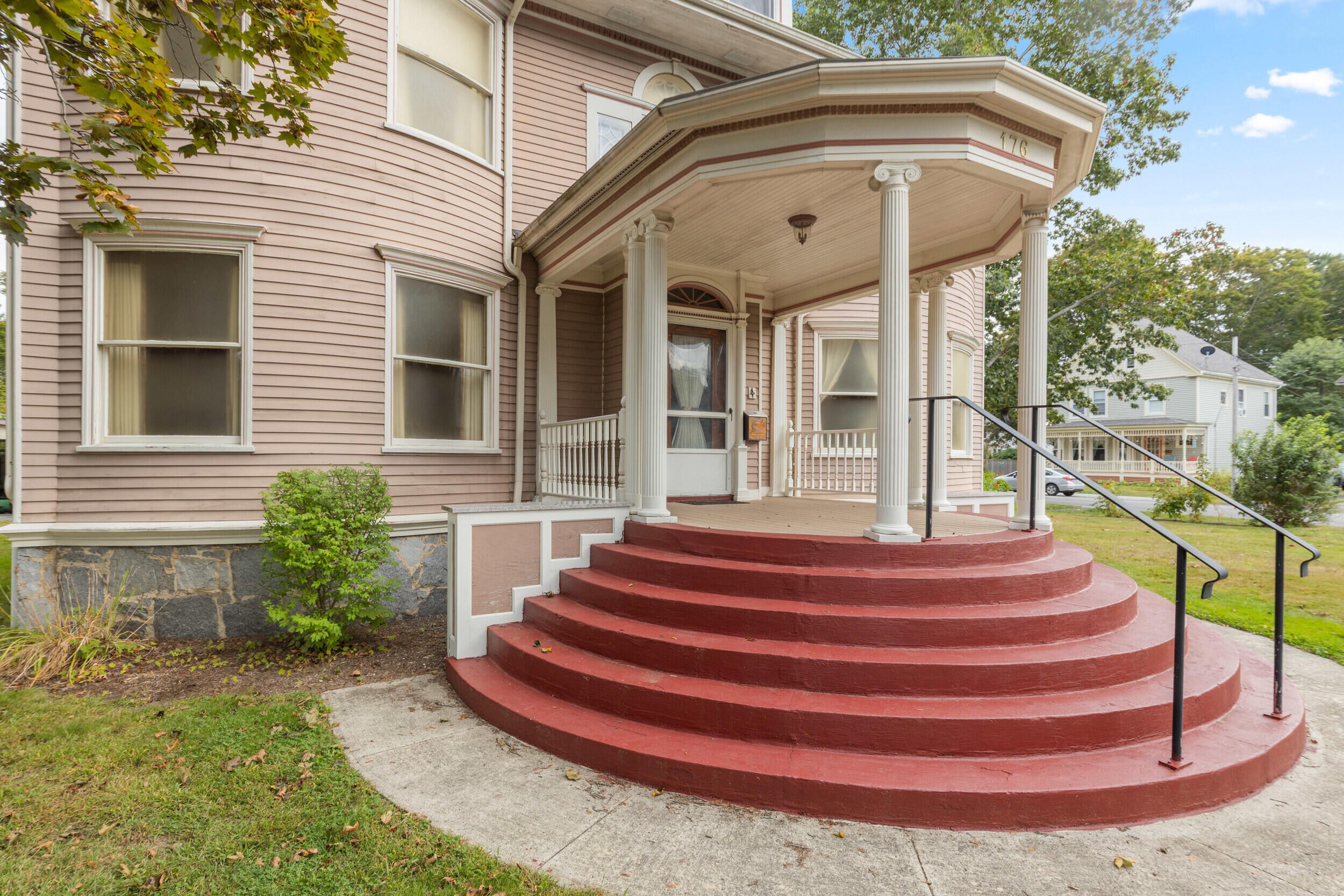 176 Mason Street